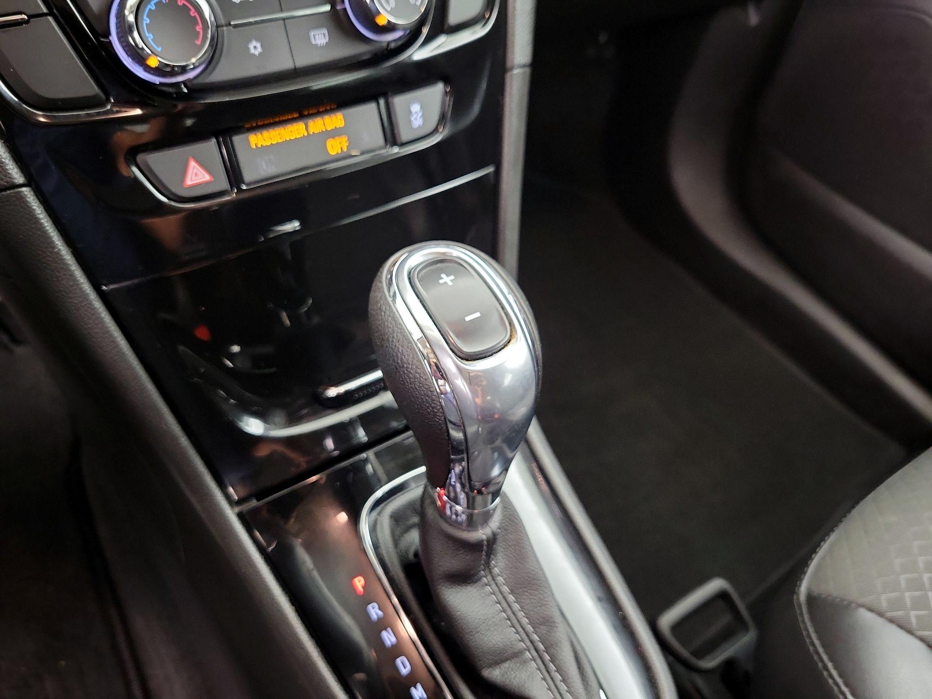 Thumbnail: 2019 Buick Encore - 17