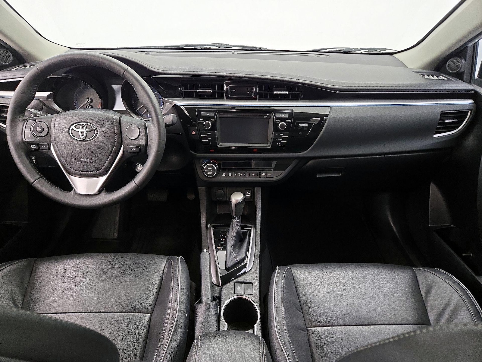 2016 Toyota Corolla S - Photo 10