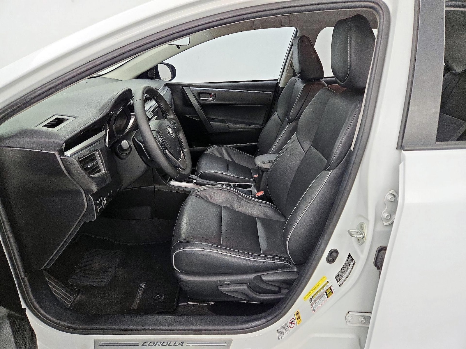 2016 Toyota Corolla S - Photo 12