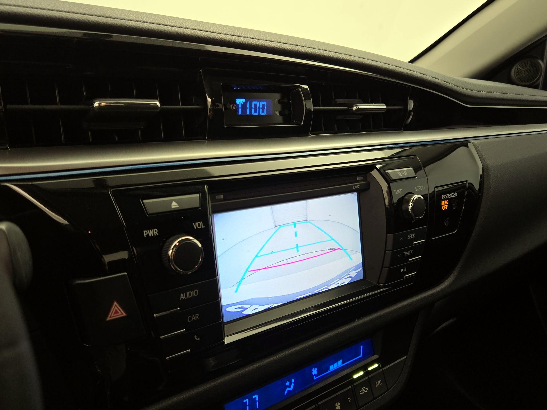 Thumbnail: 2016 Toyota Corolla - 14
