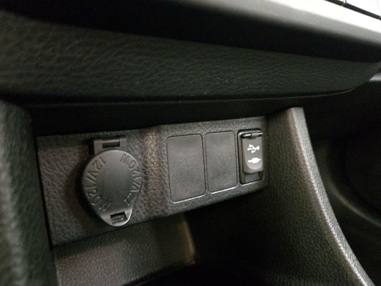 2016 Toyota Corolla S - Photo 19