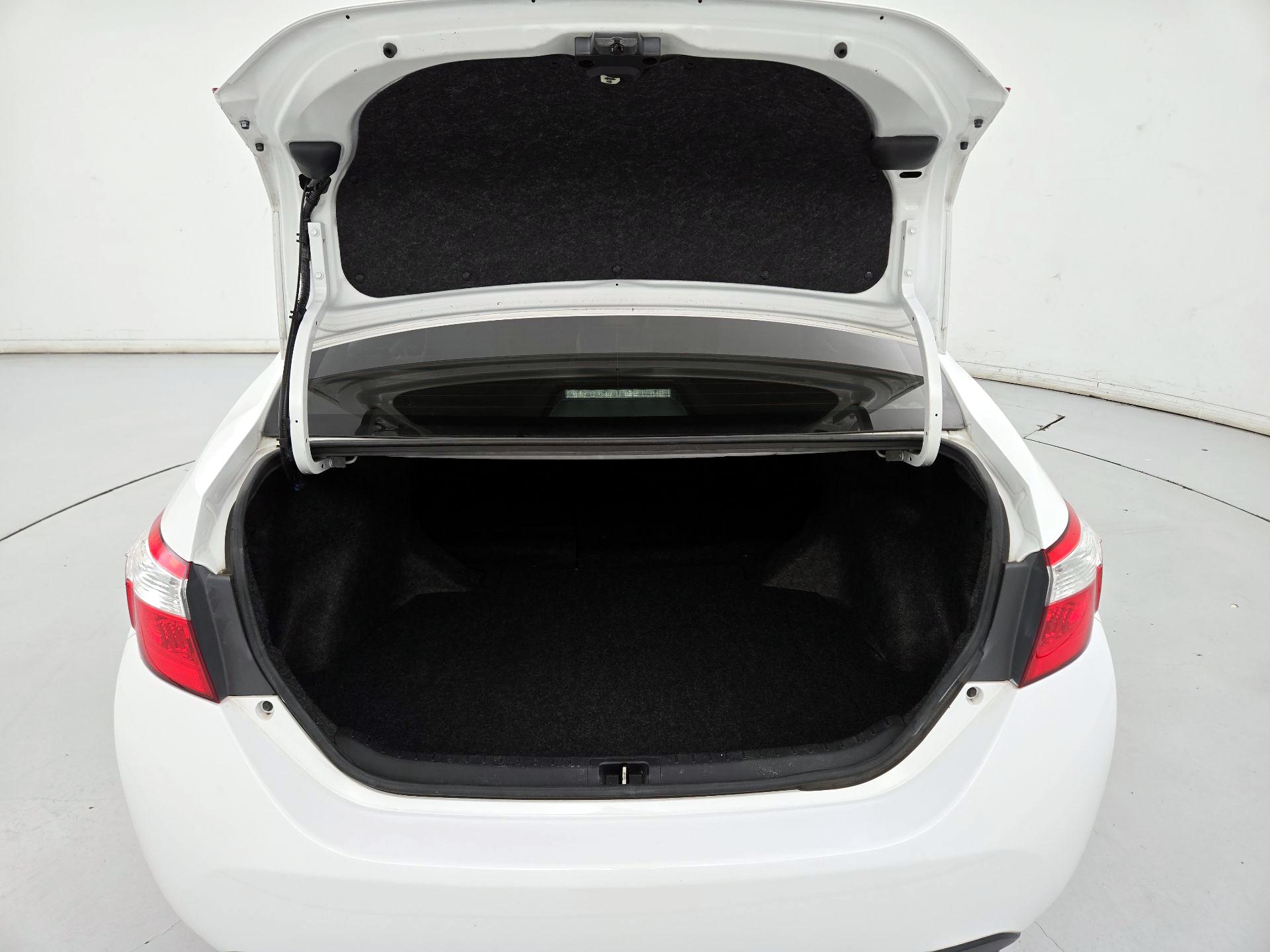 Thumbnail: 2016 Toyota Corolla - 20