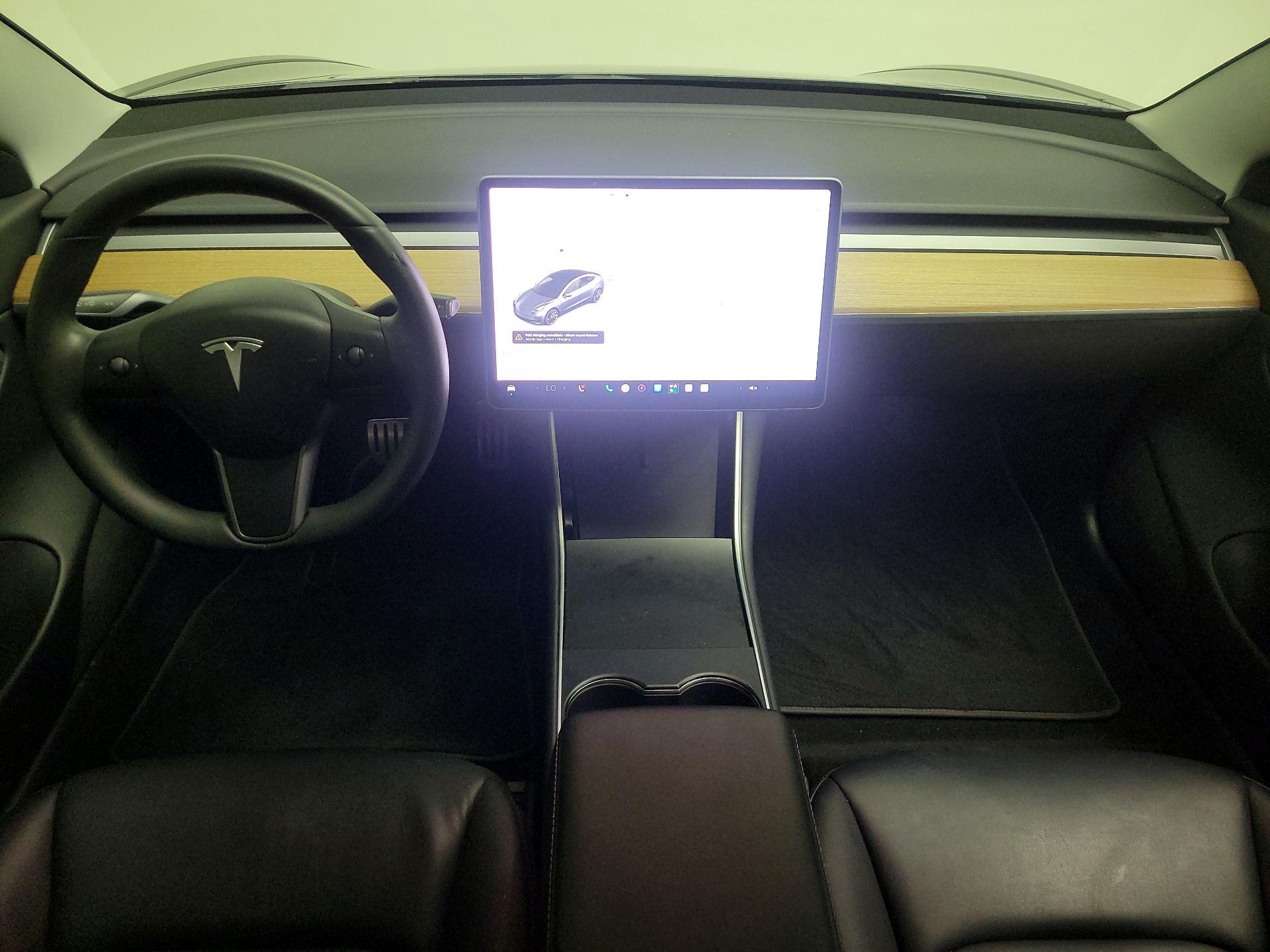 Thumbnail: 2020 Tesla Model 3 - 9