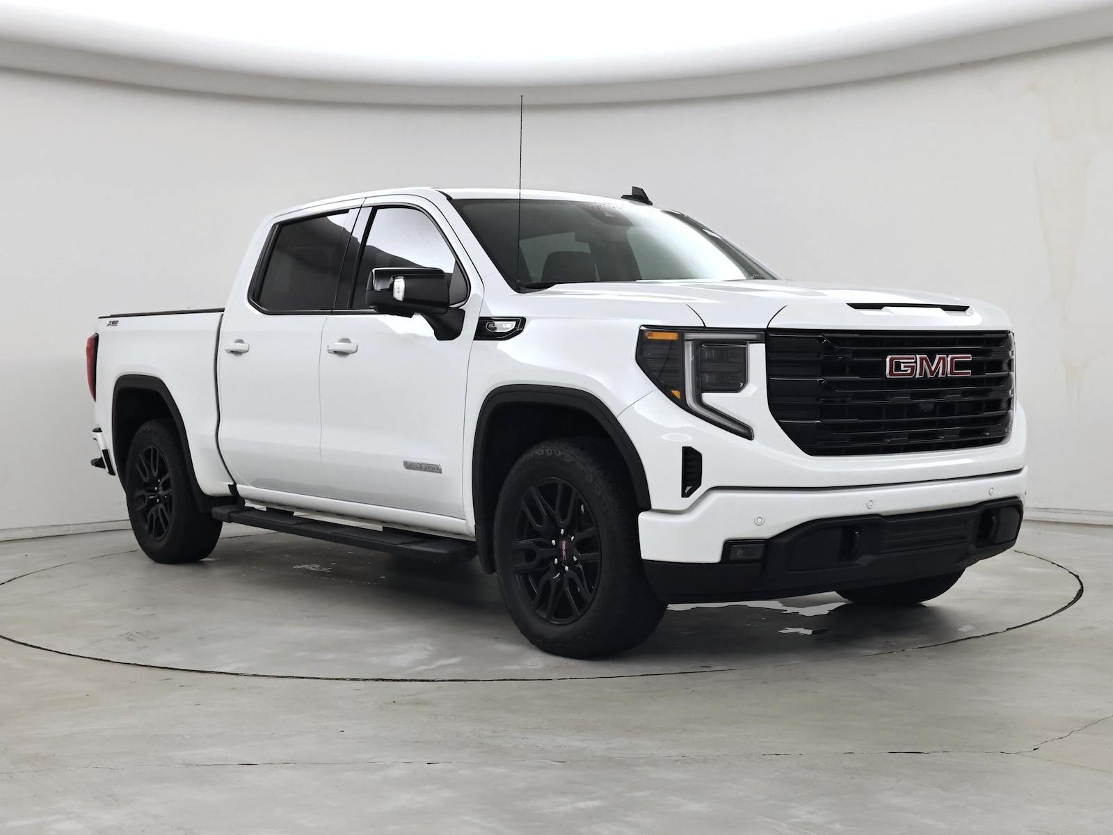 2025 GMC Sierra 1500 Elevation - Photo 2