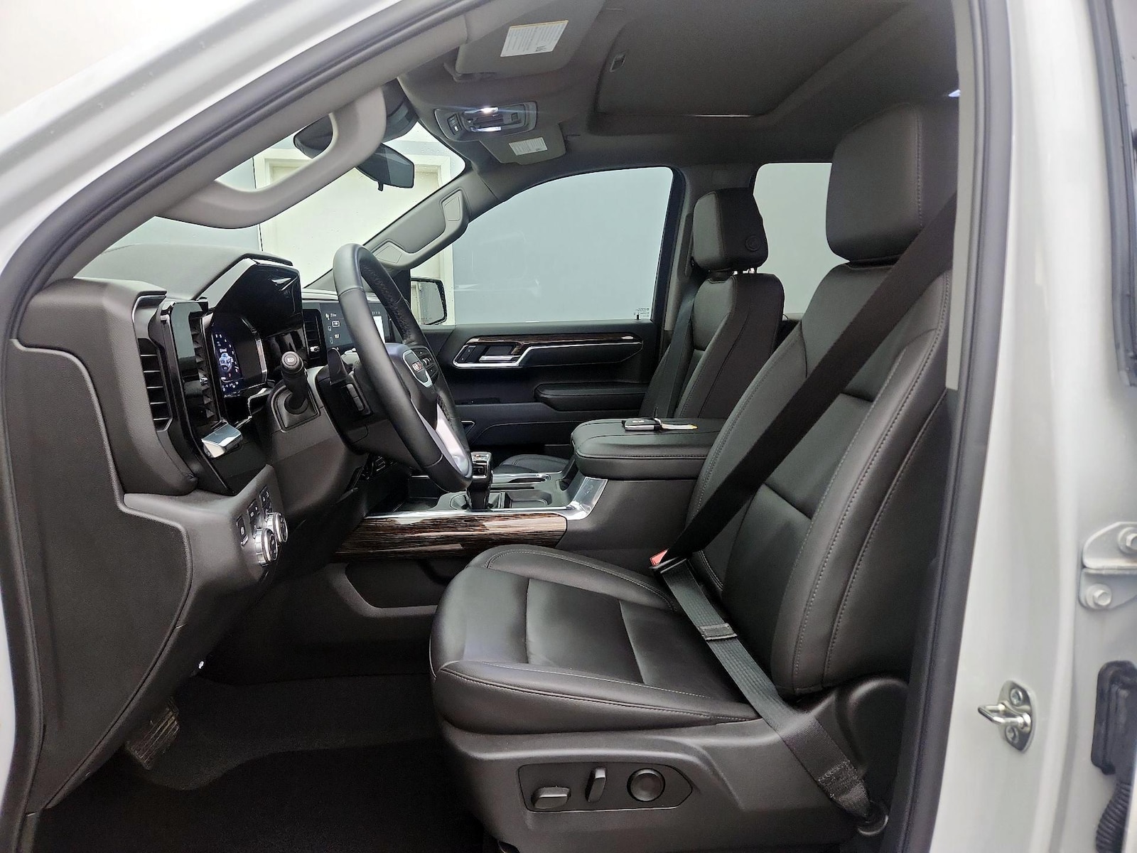 2025 GMC Sierra 1500 Elevation - Photo 12
