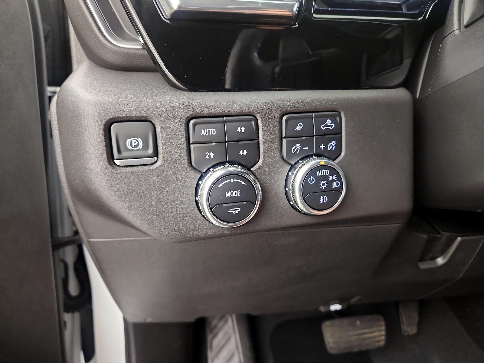 2025 GMC Sierra 1500 Elevation - Photo 14