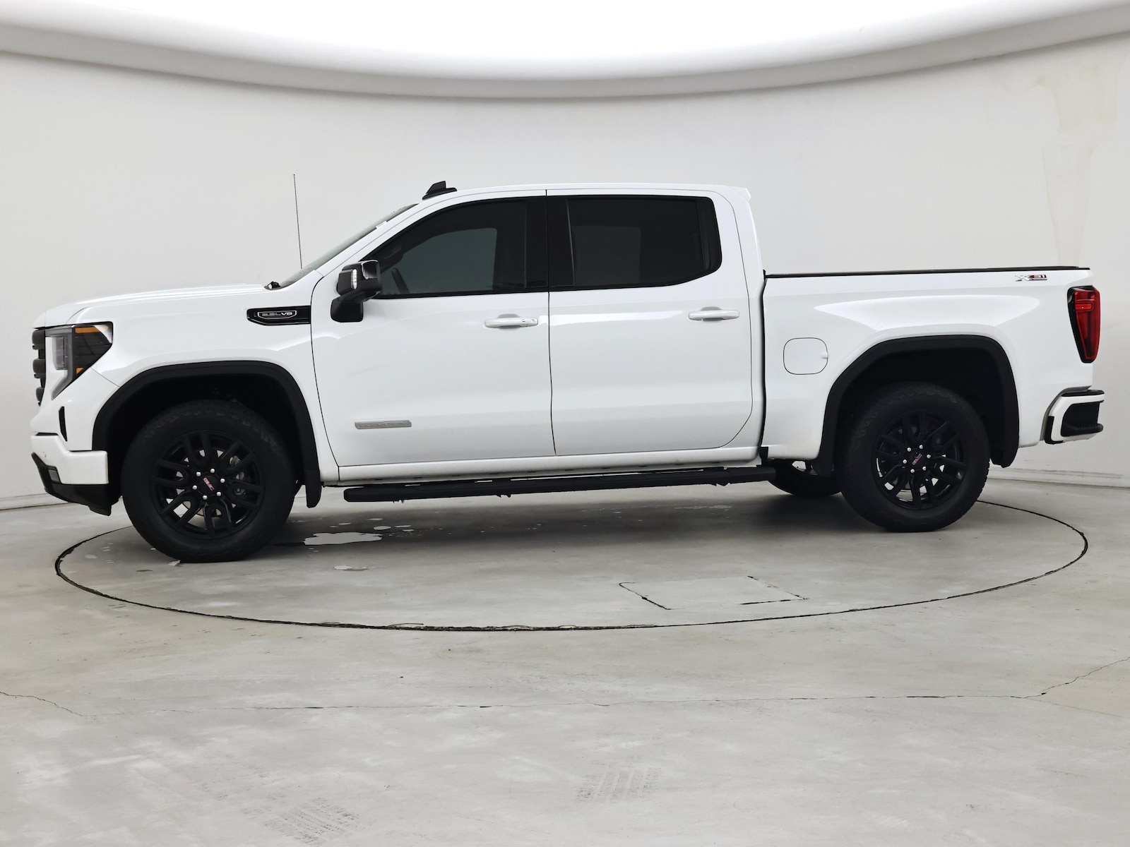 2025 GMC Sierra 1500 Elevation - Photo 4