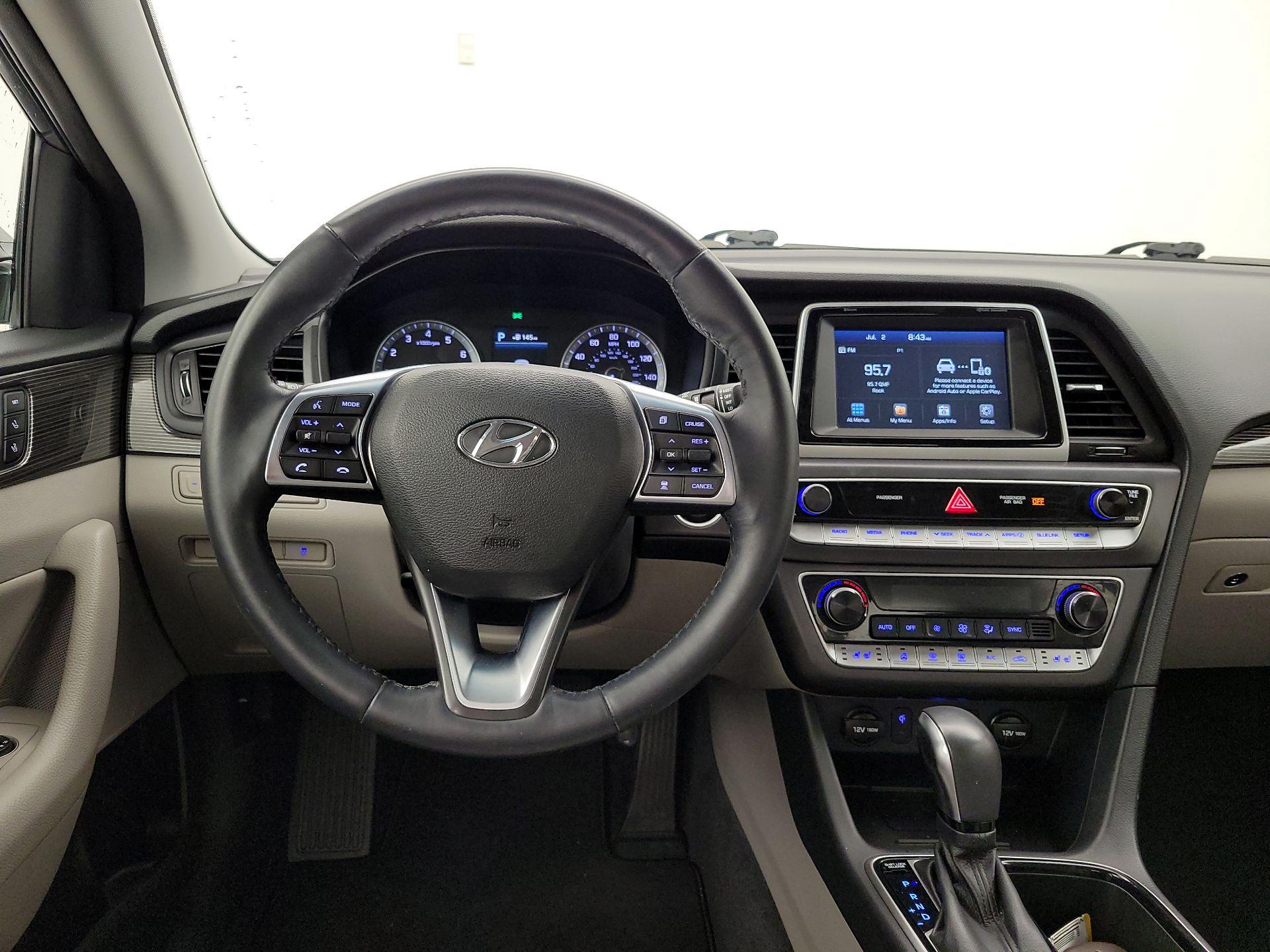 Thumbnail: 2018 Hyundai Sonata - 10