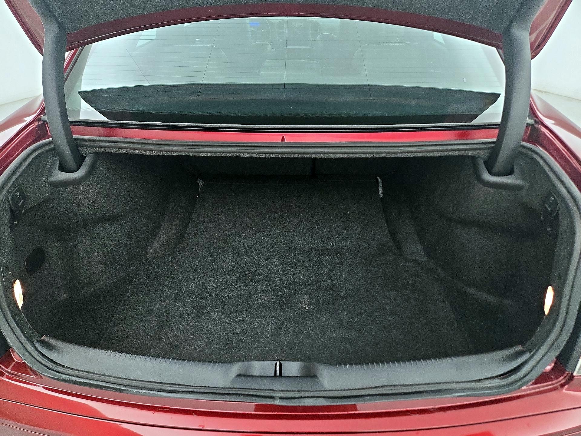 Thumbnail: 2019 Chrysler 300 - 20