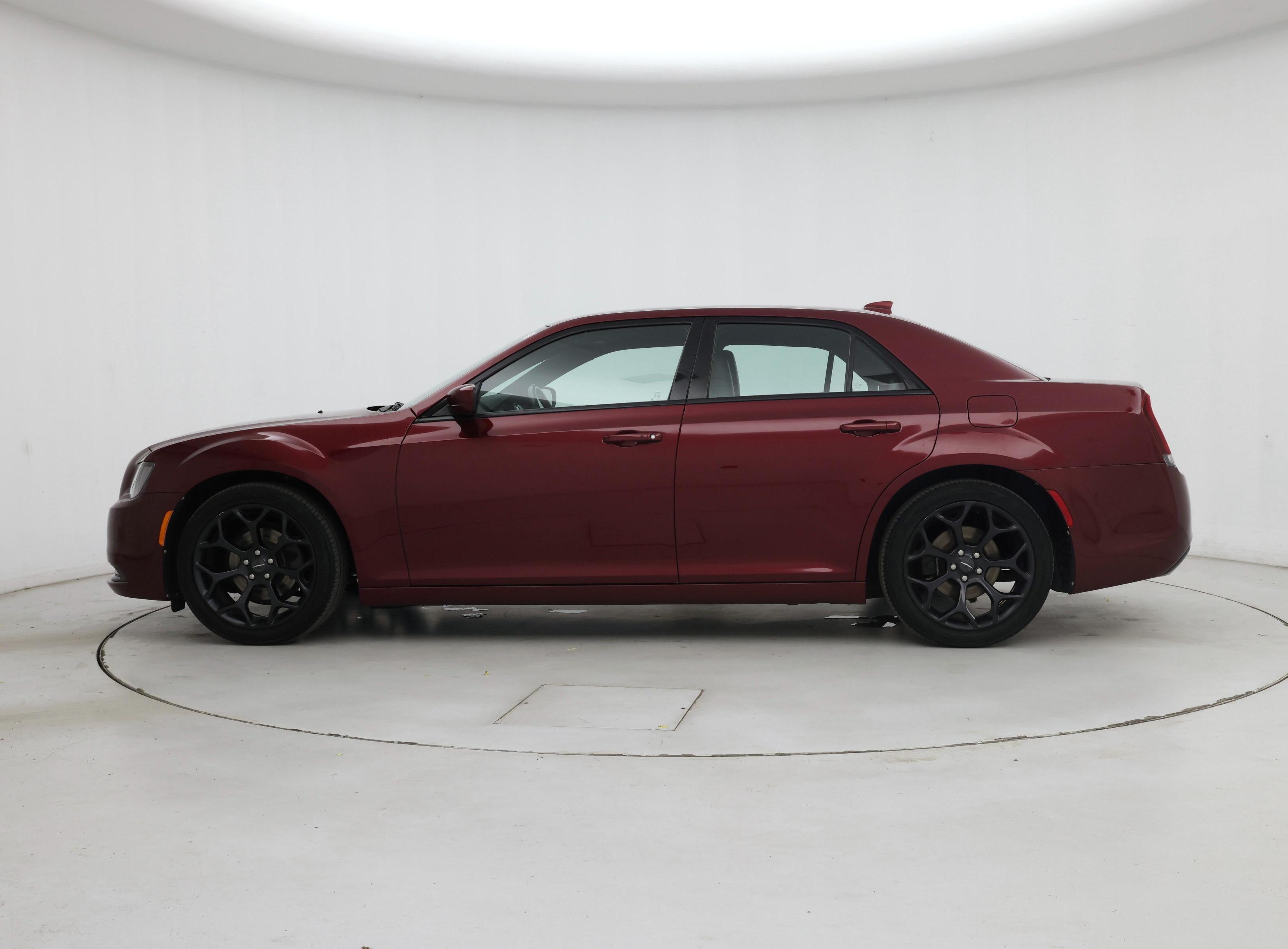 Thumbnail: 2019 Chrysler 300 - 3