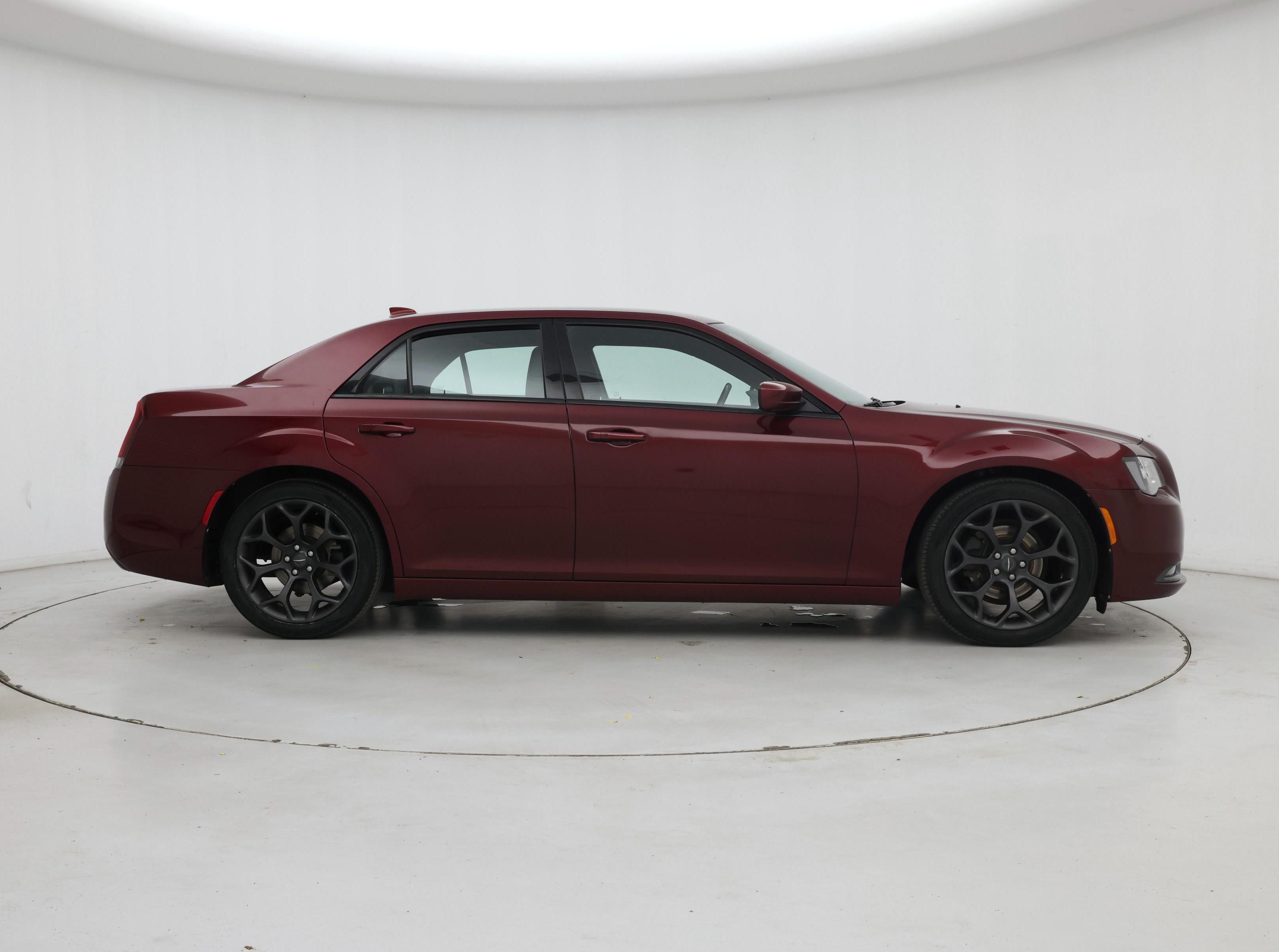 Thumbnail: 2019 Chrysler 300 - 7