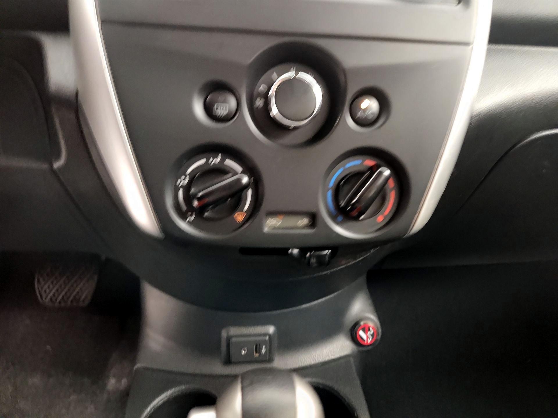 Thumbnail: 2017 Nissan Versa - 15