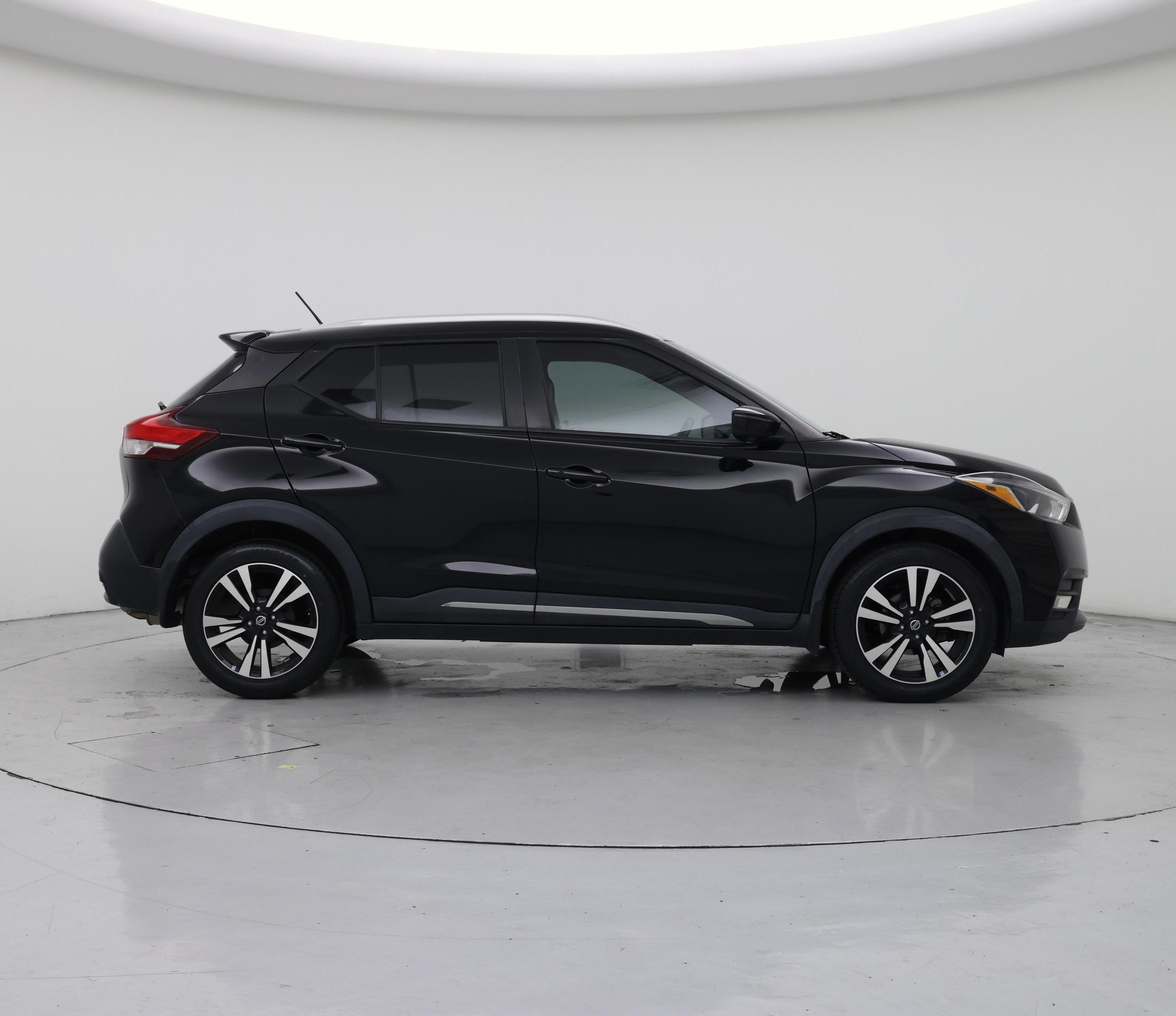 Thumbnail: 2019 Nissan Kicks - 7
