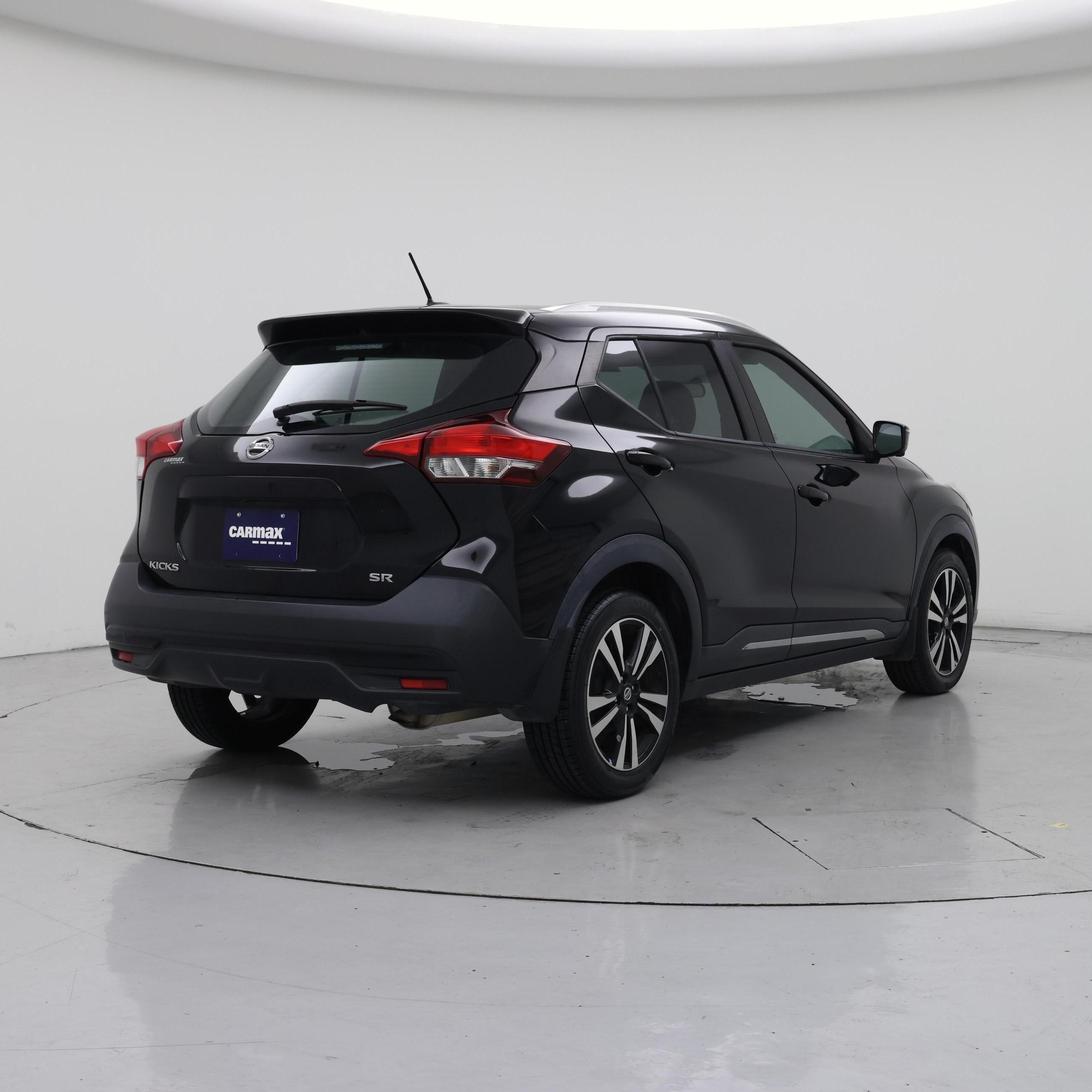 Thumbnail: 2019 Nissan Kicks - 8