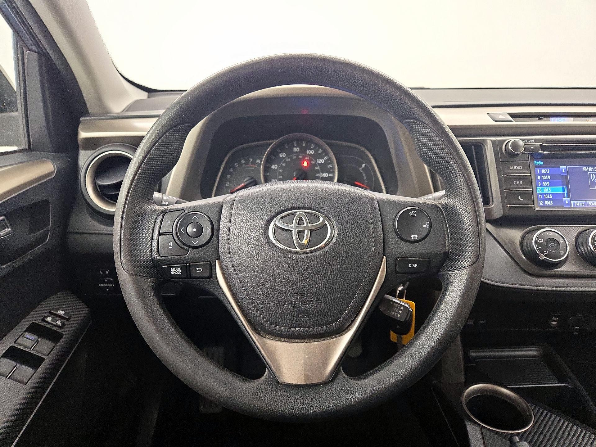 Thumbnail: 2014 Toyota RAV4 - 10