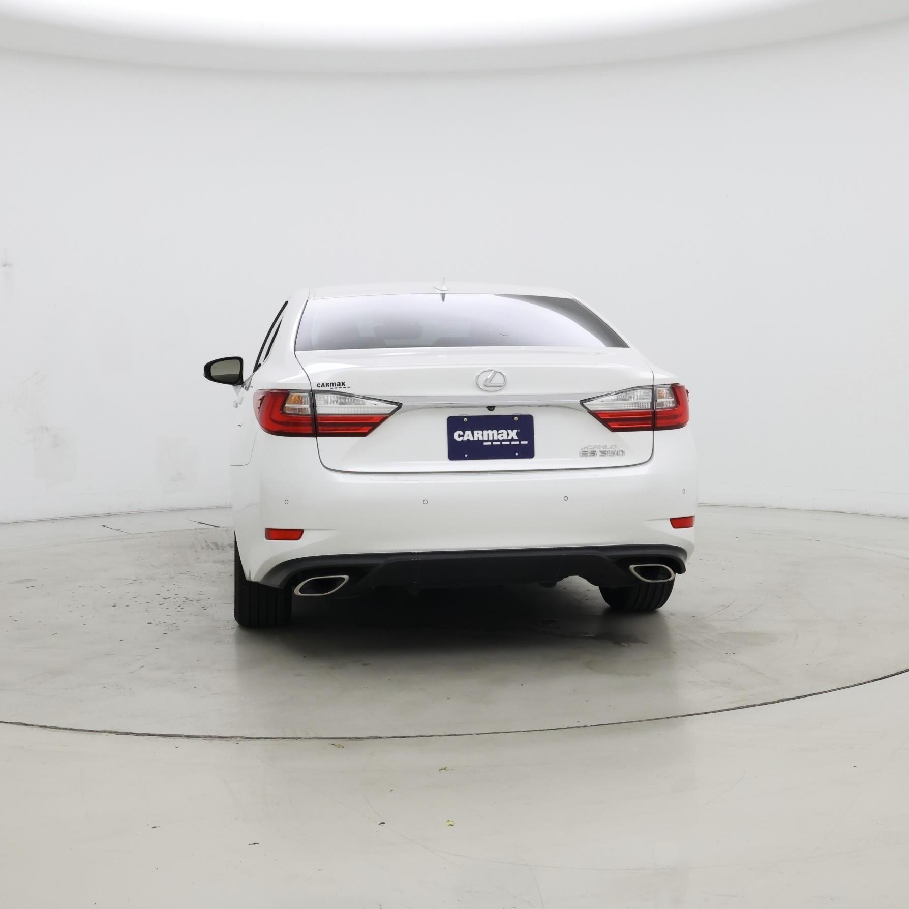 Thumbnail: 2018 Lexus ES - 6