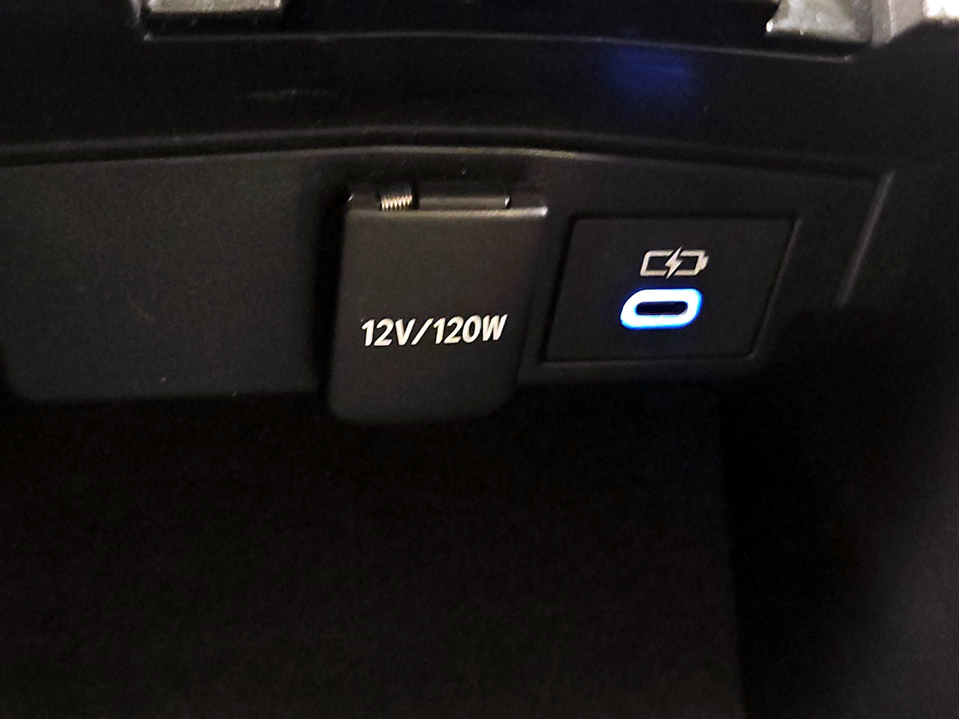Thumbnail: 2022 Toyota Corolla - 18