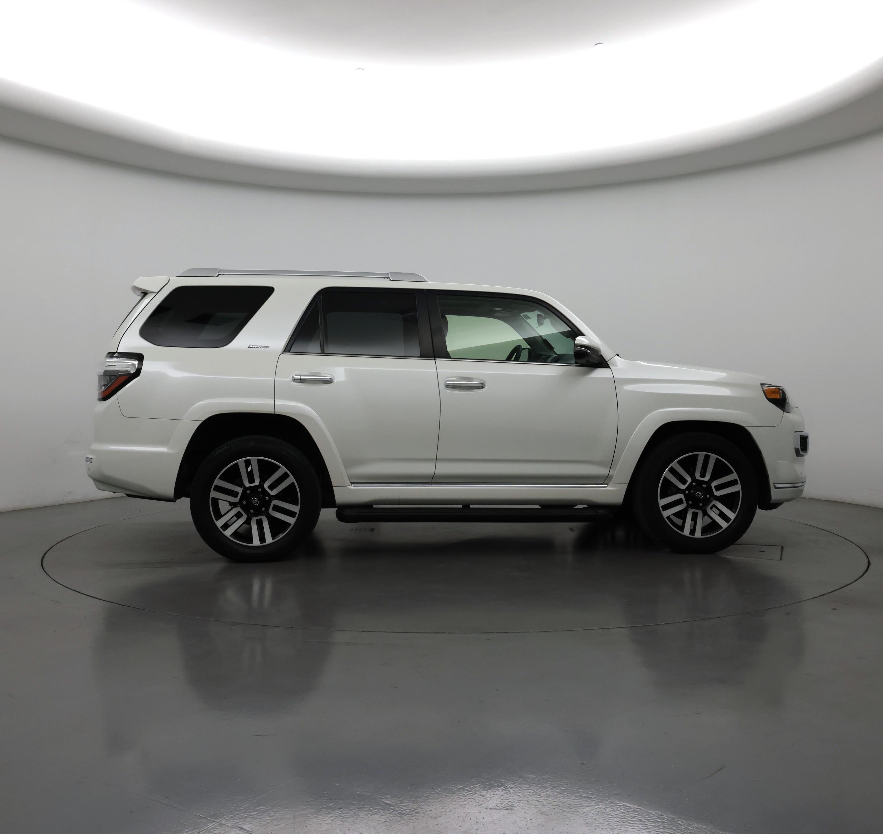 Thumbnail: 2023 Toyota 4Runner - 7