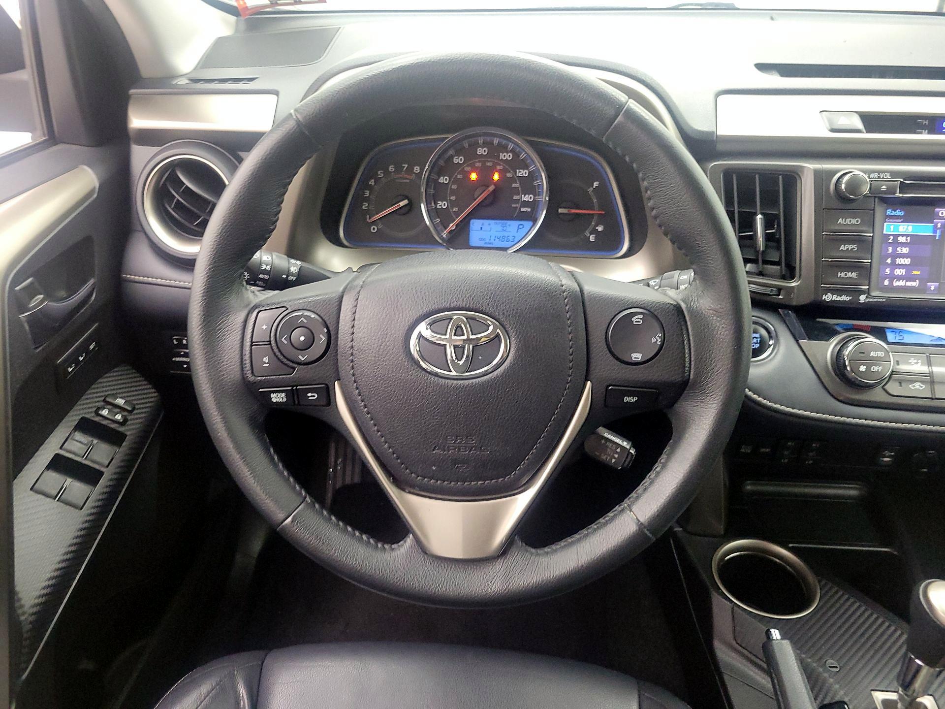 Thumbnail: 2015 Toyota RAV4 - 10