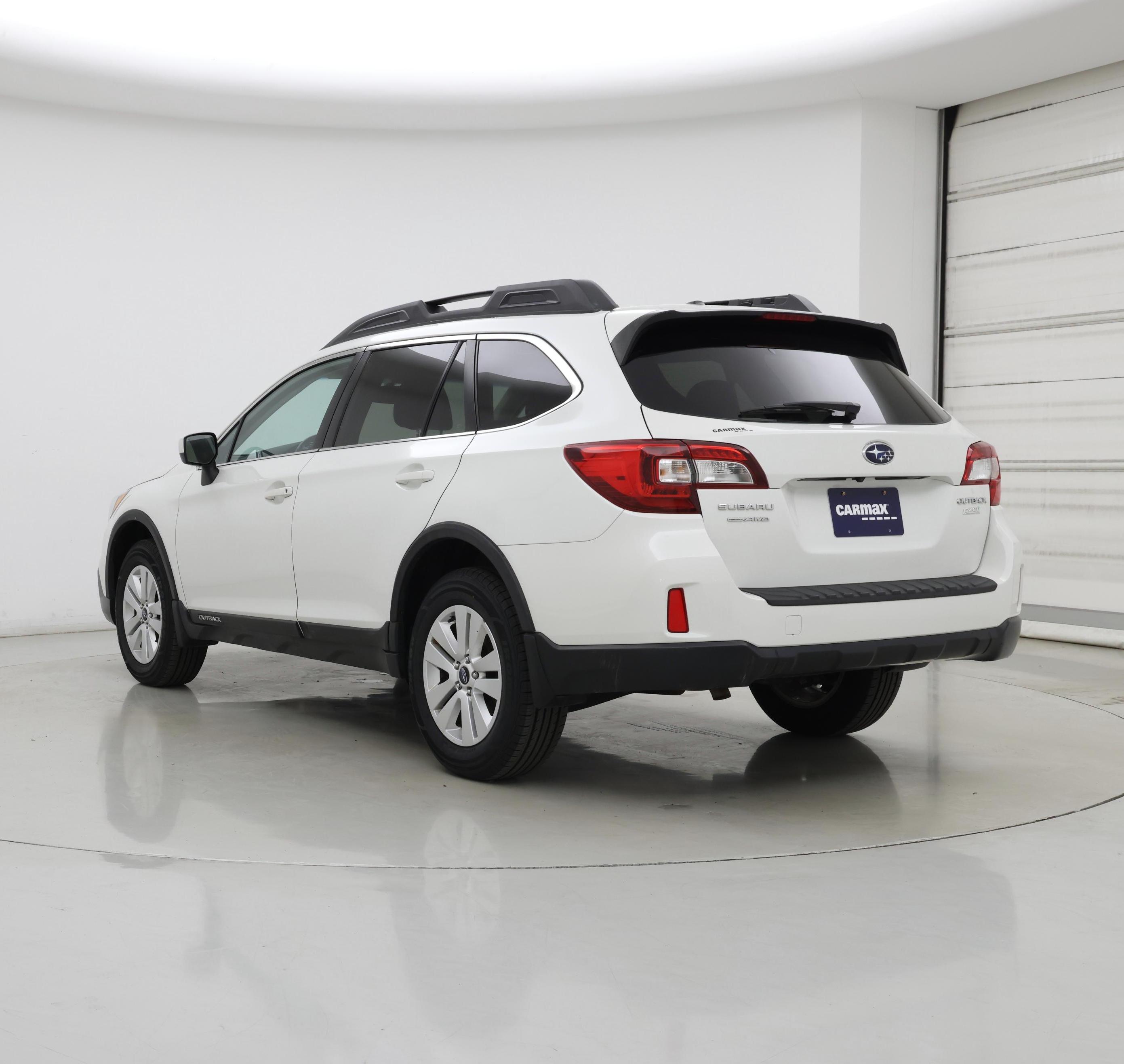 Thumbnail: 2015 Subaru Outback - 2
