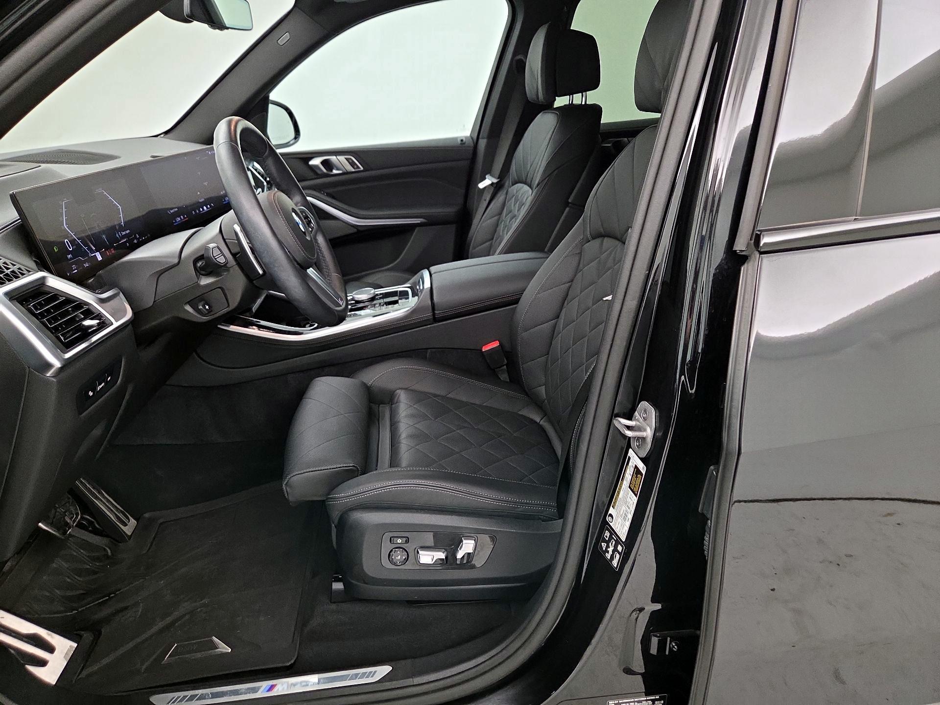 Thumbnail: 2024 BMW X5 - 11
