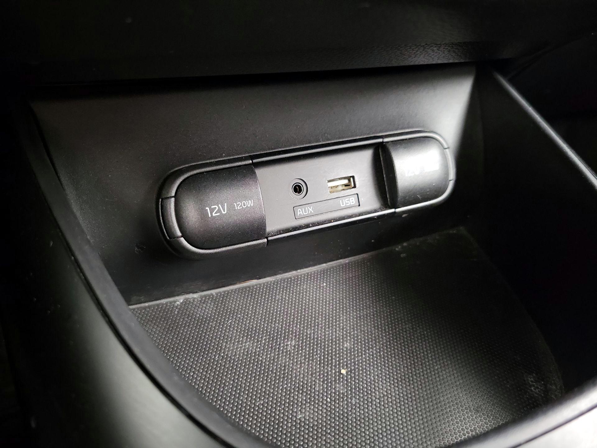 Thumbnail: 2018 Kia Soul - 17
