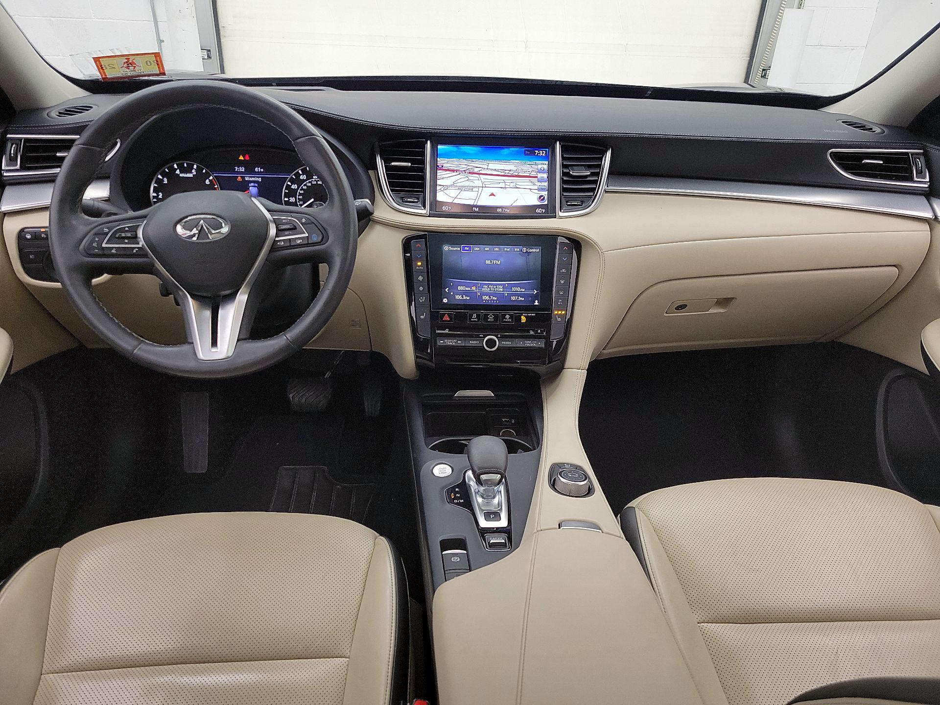 Thumbnail: 2019 INFINITI QX50 - 9