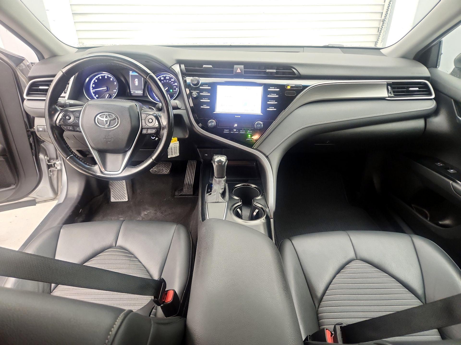 Thumbnail: 2020 Toyota Camry - 9