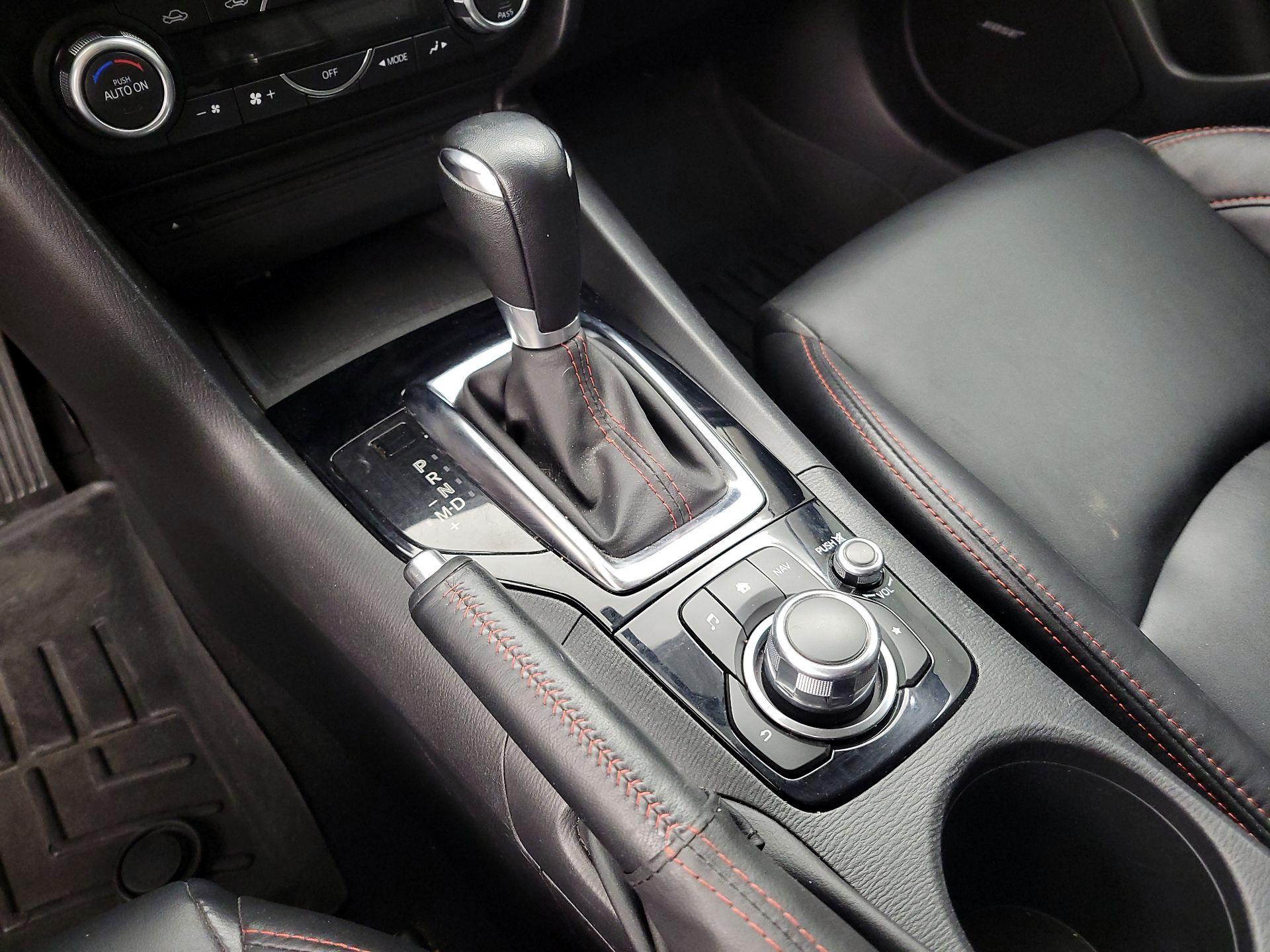 Thumbnail: 2014 Mazda Mazda3 - 18