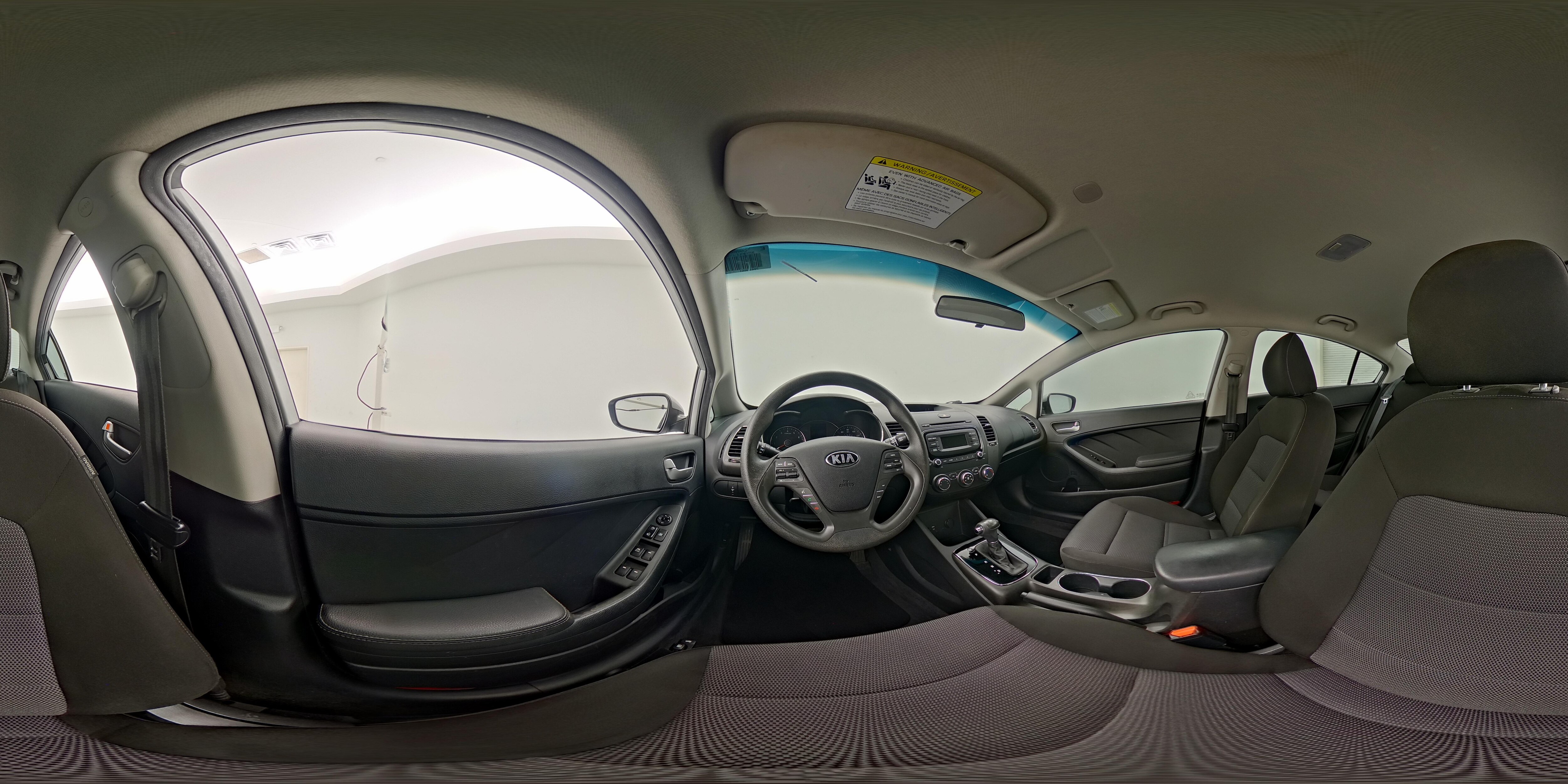 2018 Kia FORTE LX - Photo 25