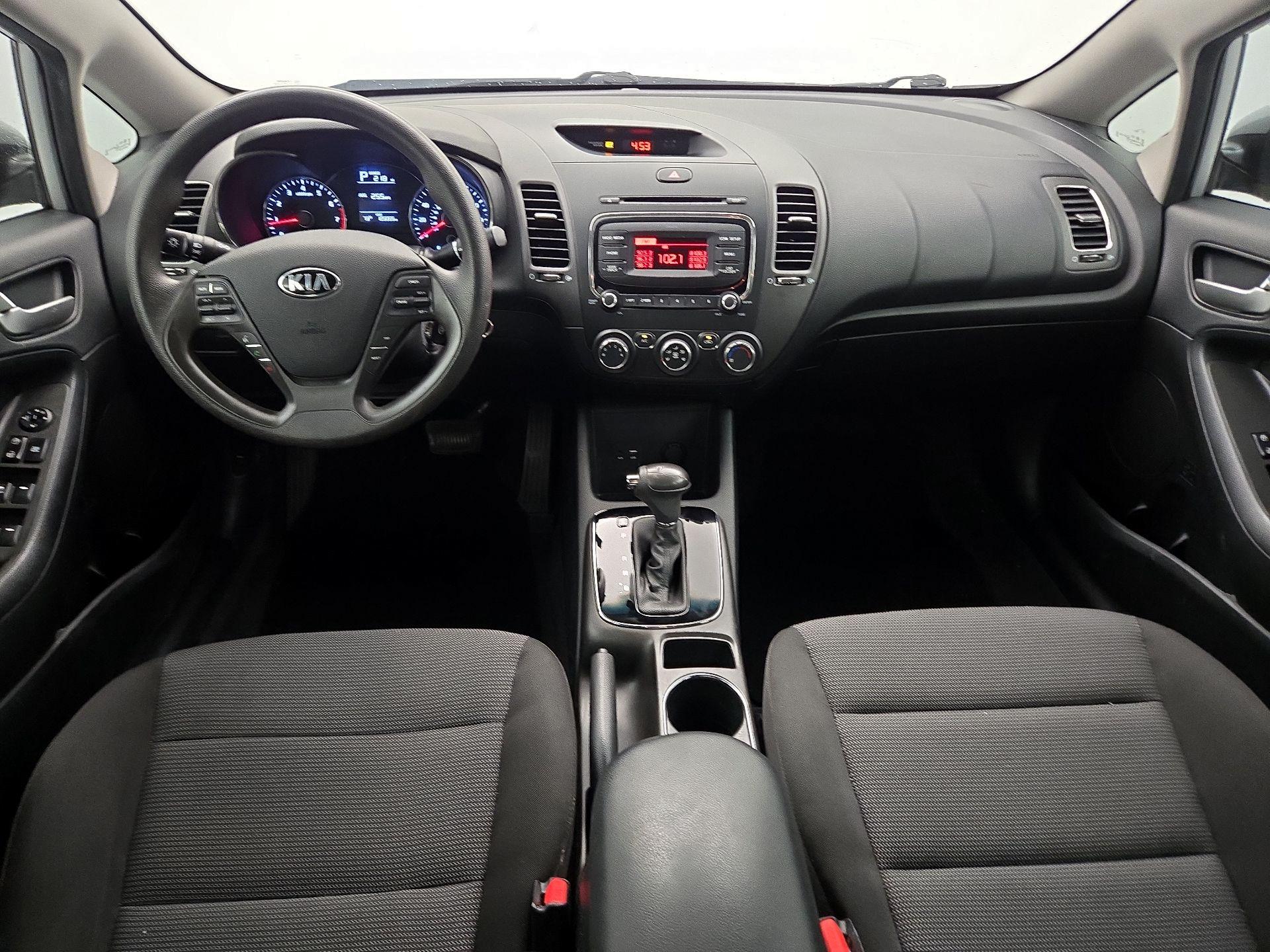 Thumbnail: 2018 Kia Forte - 9