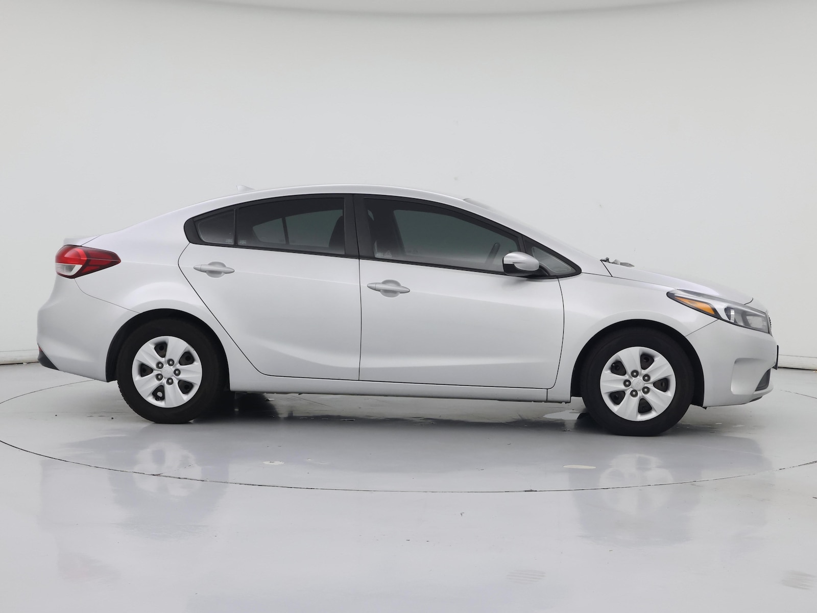 2018 Kia FORTE LX - Photo 8