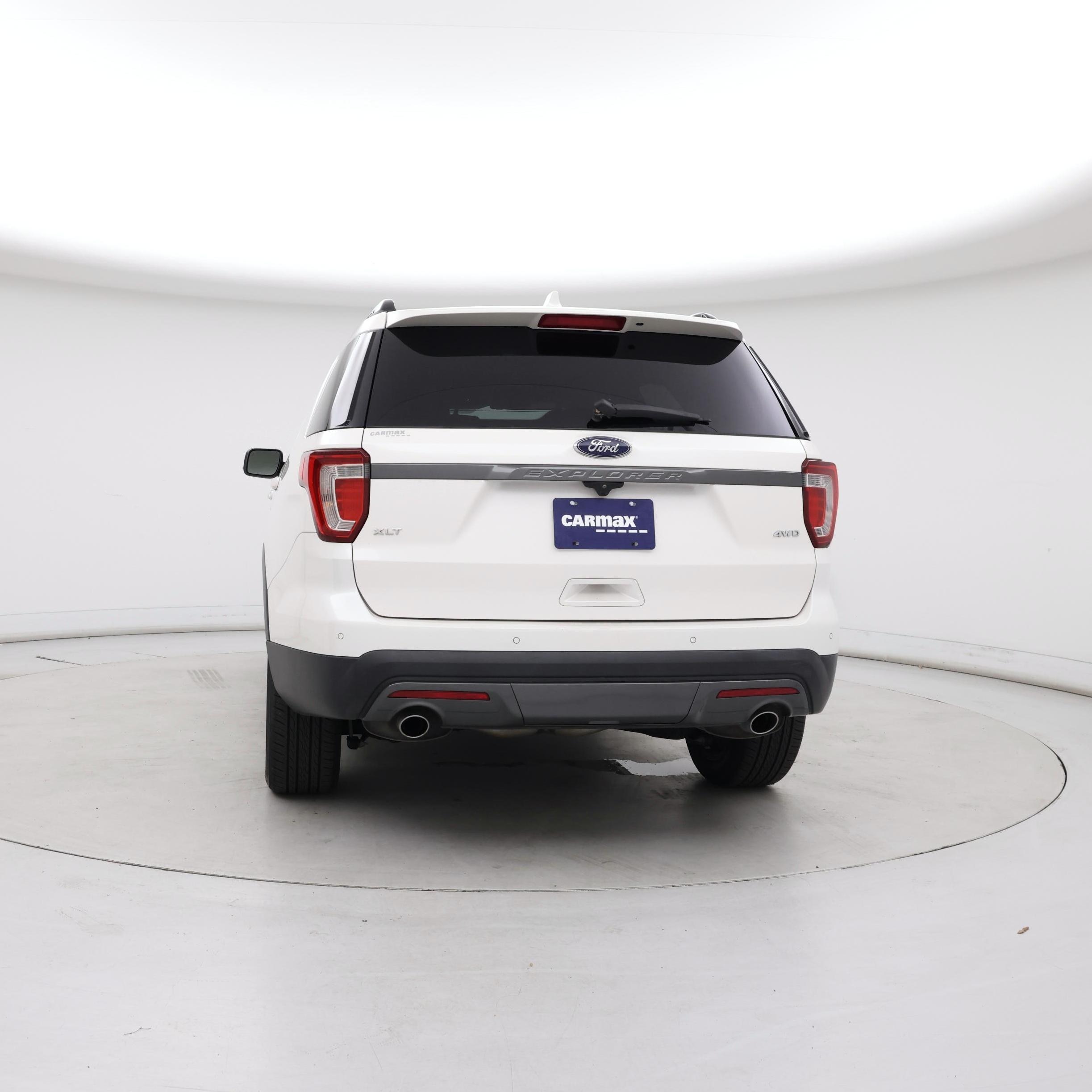 Thumbnail: 2017 Ford Explorer - 6