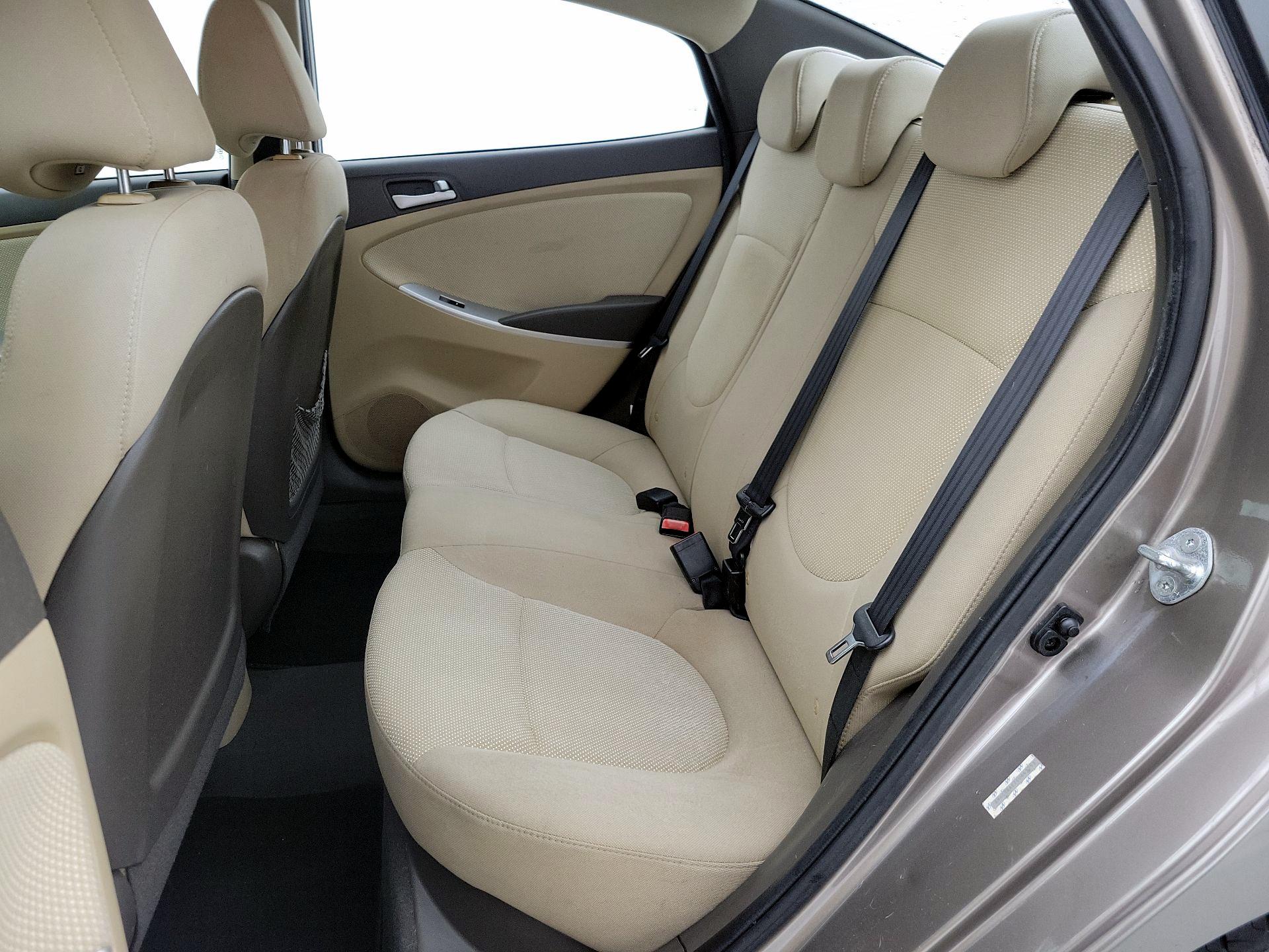 Thumbnail: 2014 Hyundai Accent - 18