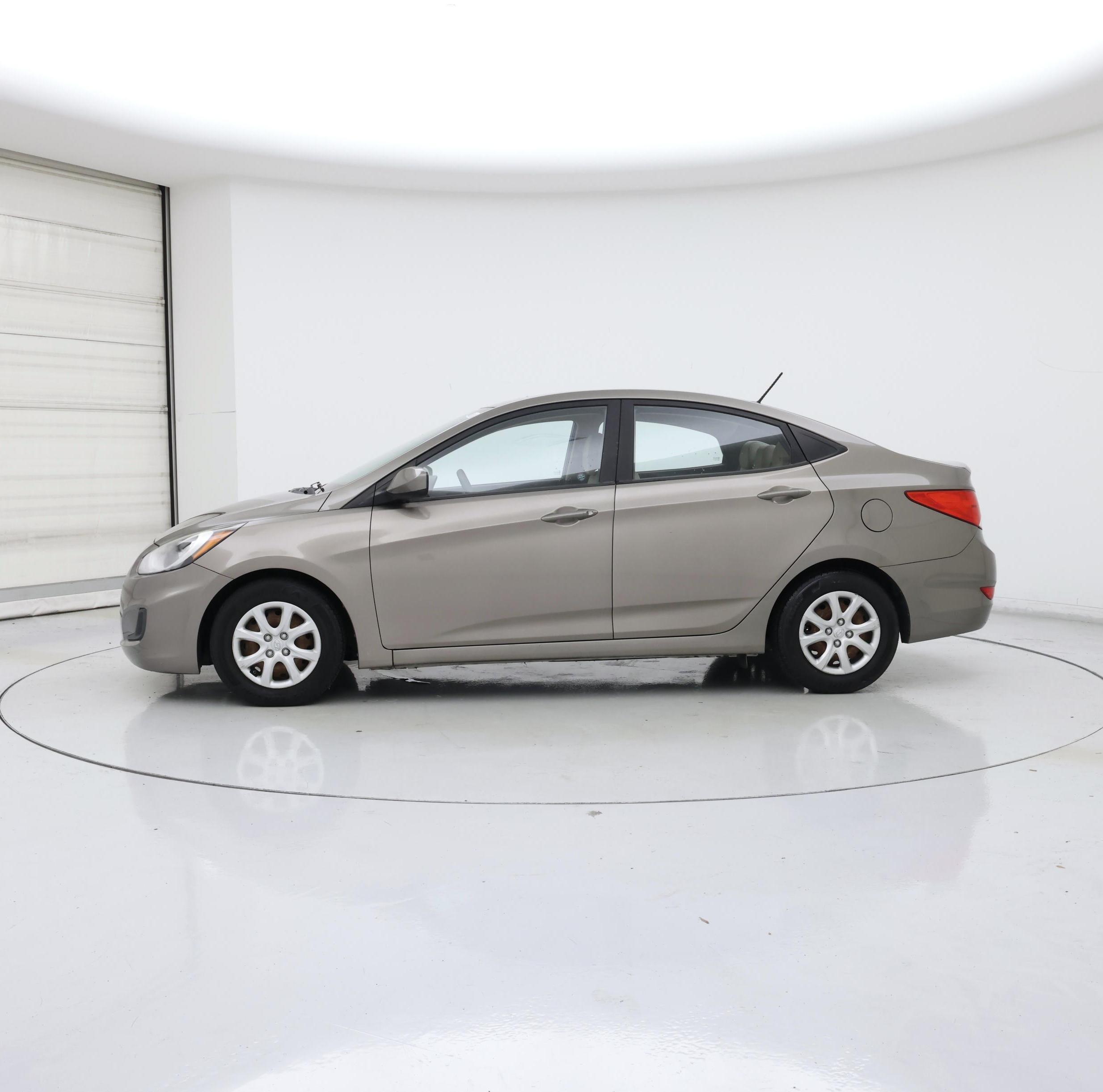 Thumbnail: 2014 Hyundai Accent - 3