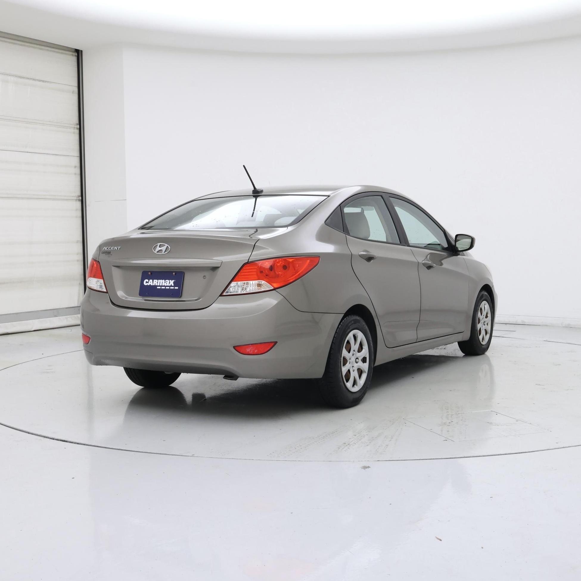 Thumbnail: 2014 Hyundai Accent - 8