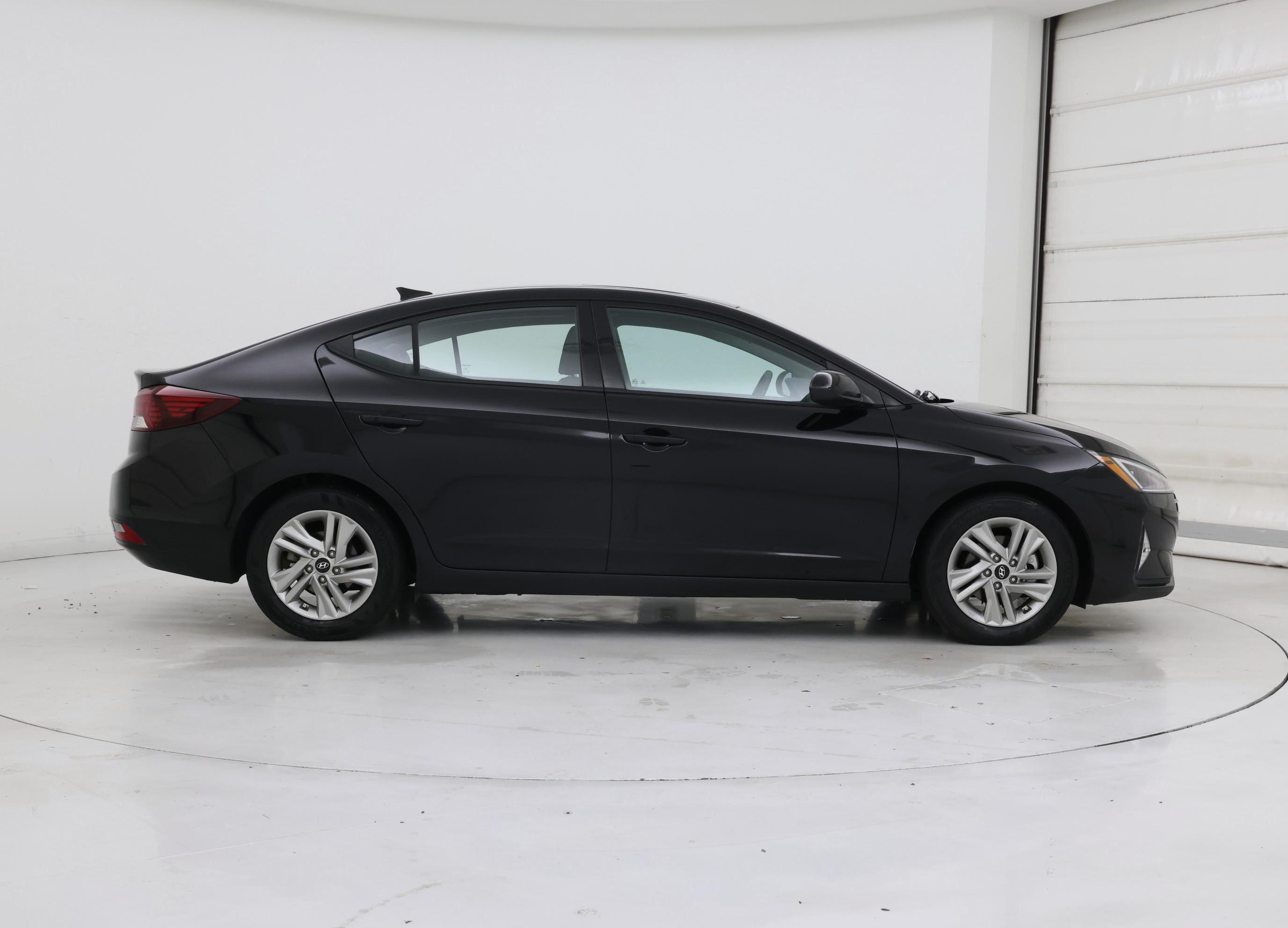 Thumbnail: 2020 Hyundai Elantra - 7