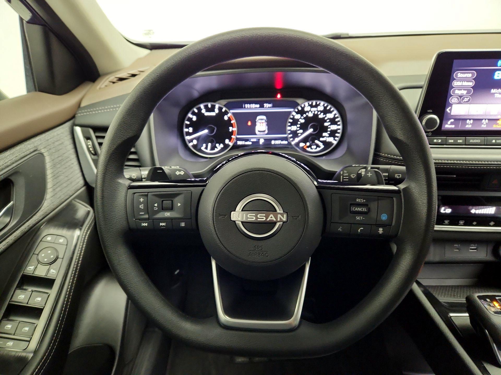 Thumbnail: 2023 Nissan Rogue - 10