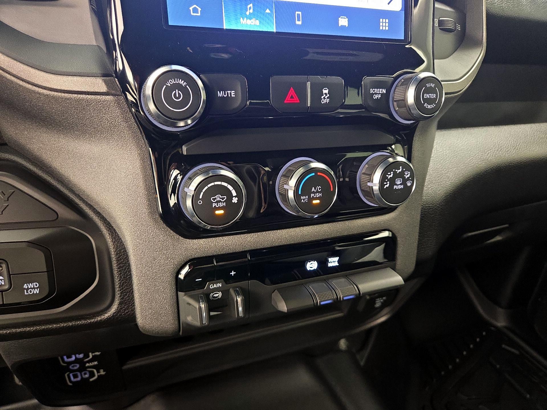 Thumbnail: 2025 RAM 3500 - 15