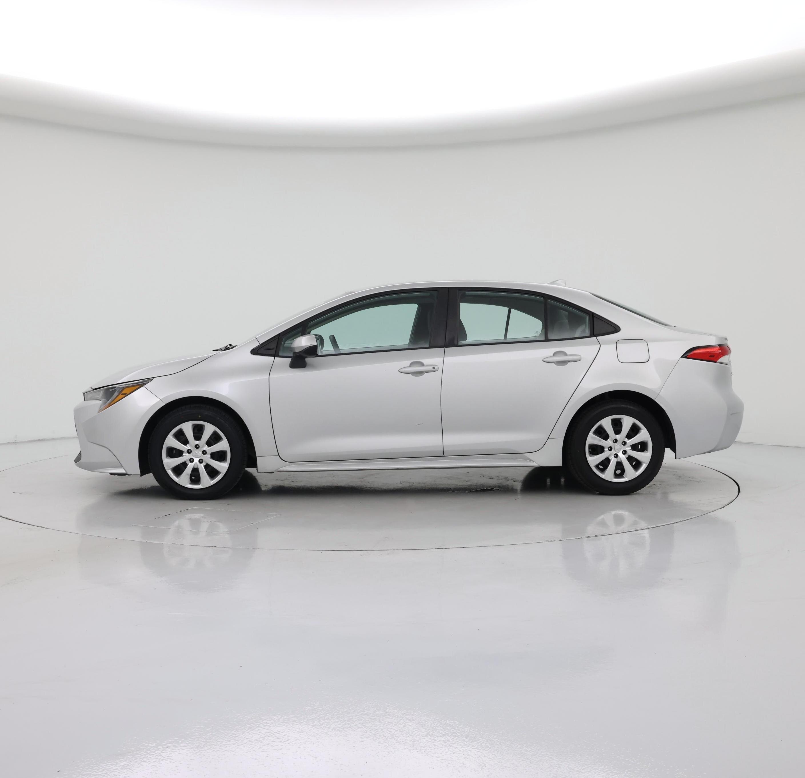 Thumbnail: 2021 Toyota Corolla - 3