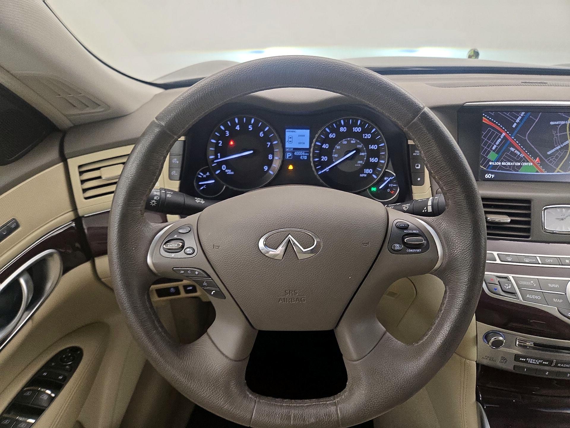 Thumbnail: 2019 INFINITI Q70 - 10