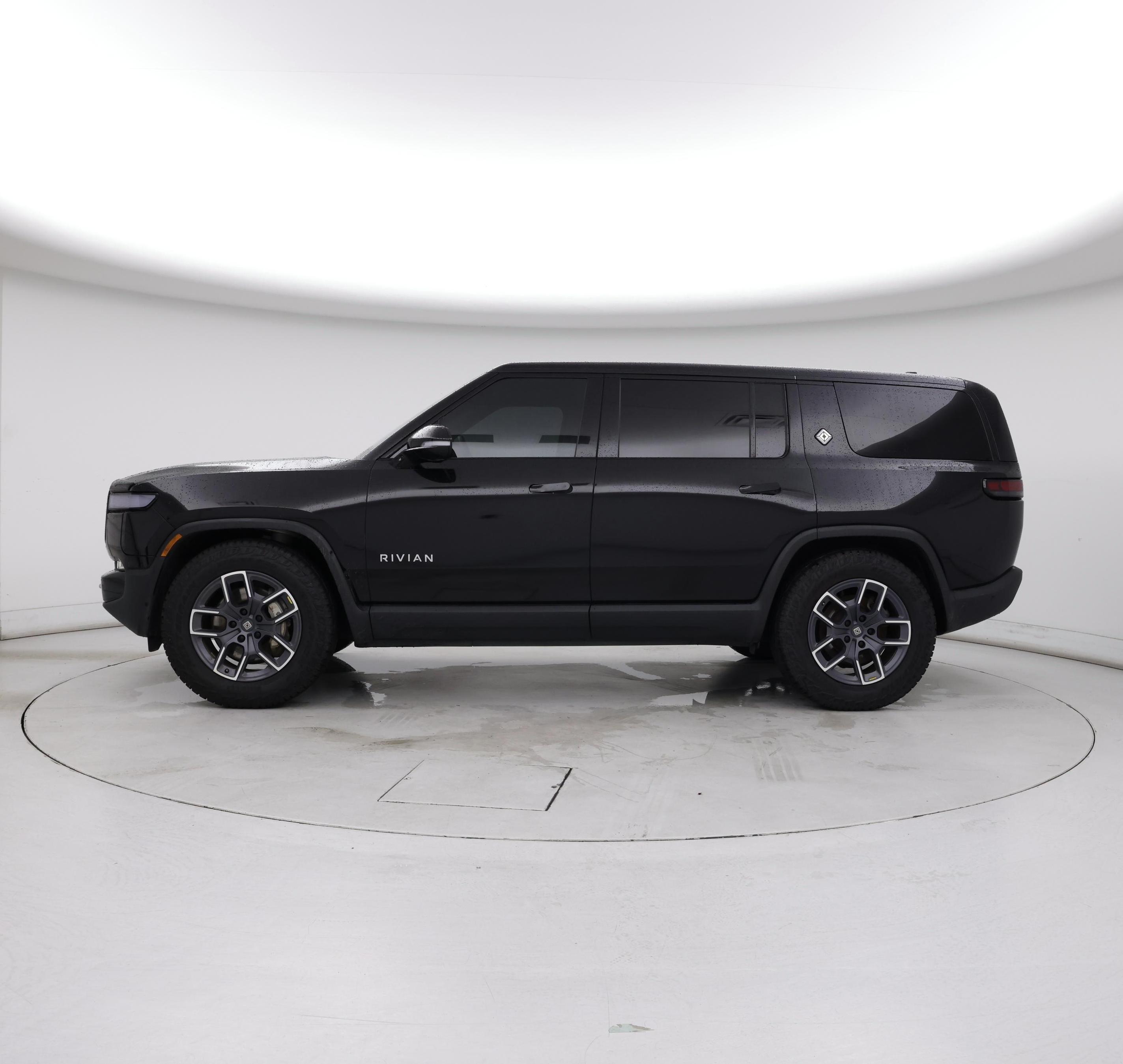 Thumbnail: 2024 Rivian R1S - 3