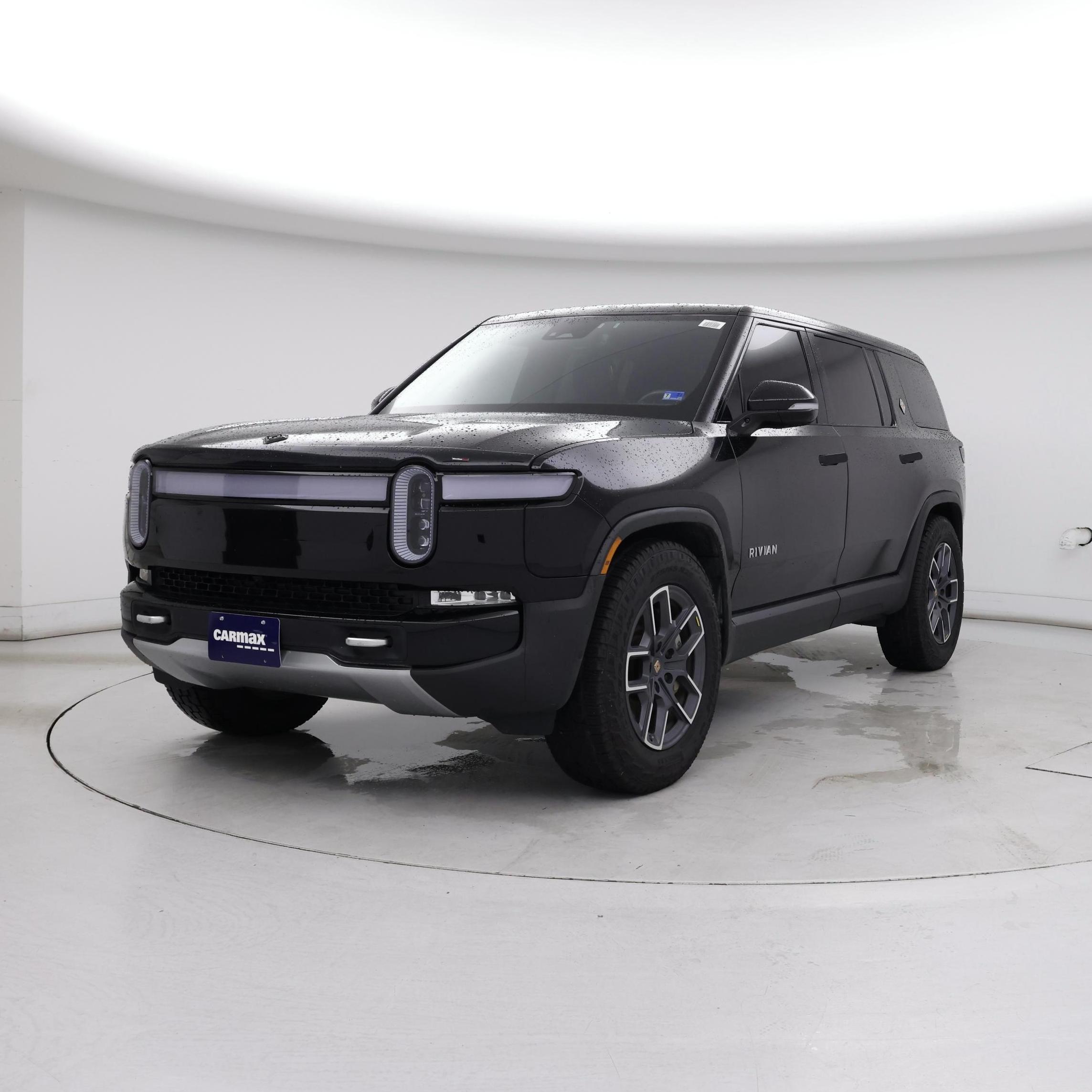 Thumbnail: 2024 Rivian R1S - 4