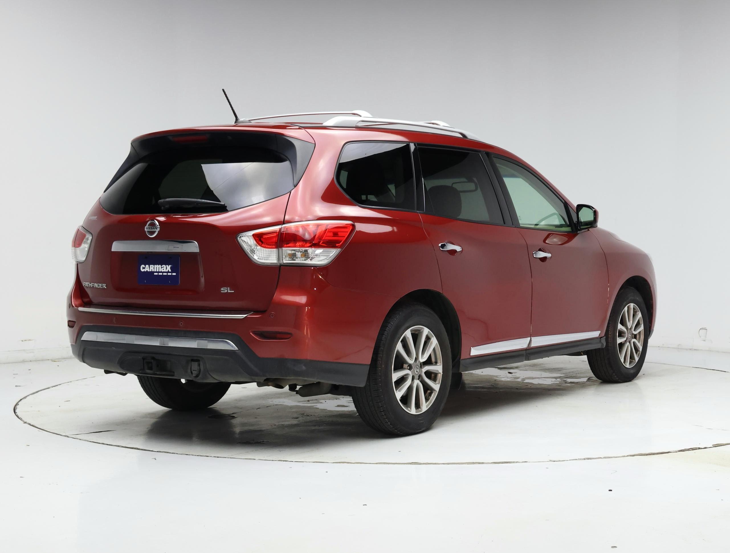 Thumbnail: 2016 Nissan Pathfinder - 8