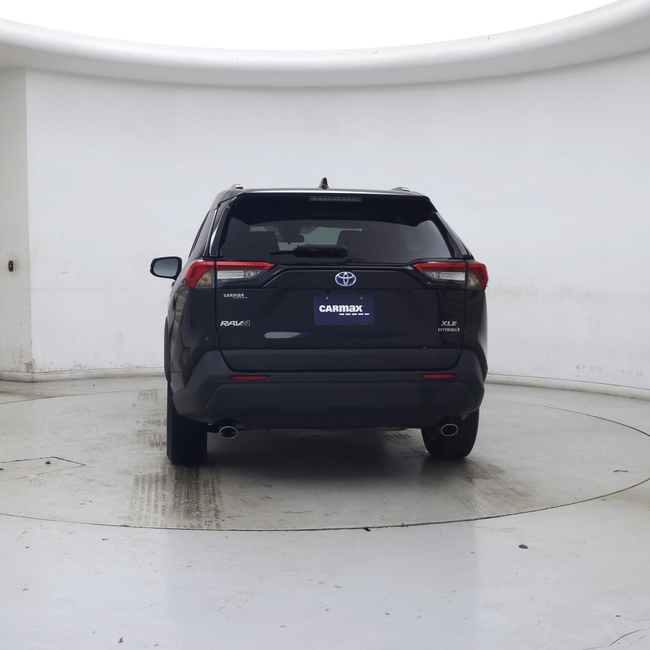 Thumbnail: 2021 Toyota RAV4 - 6