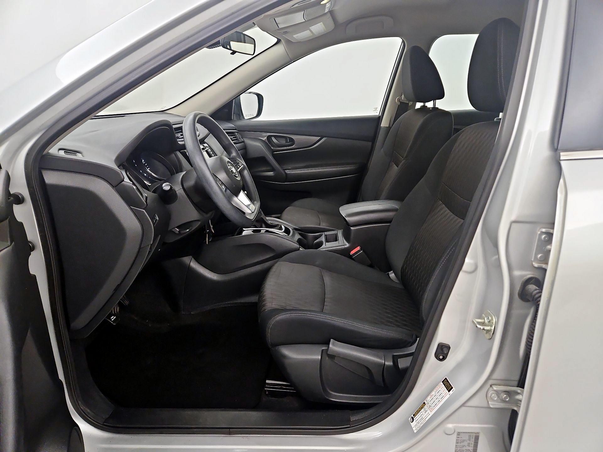 Thumbnail: 2019 Nissan Rogue - 11