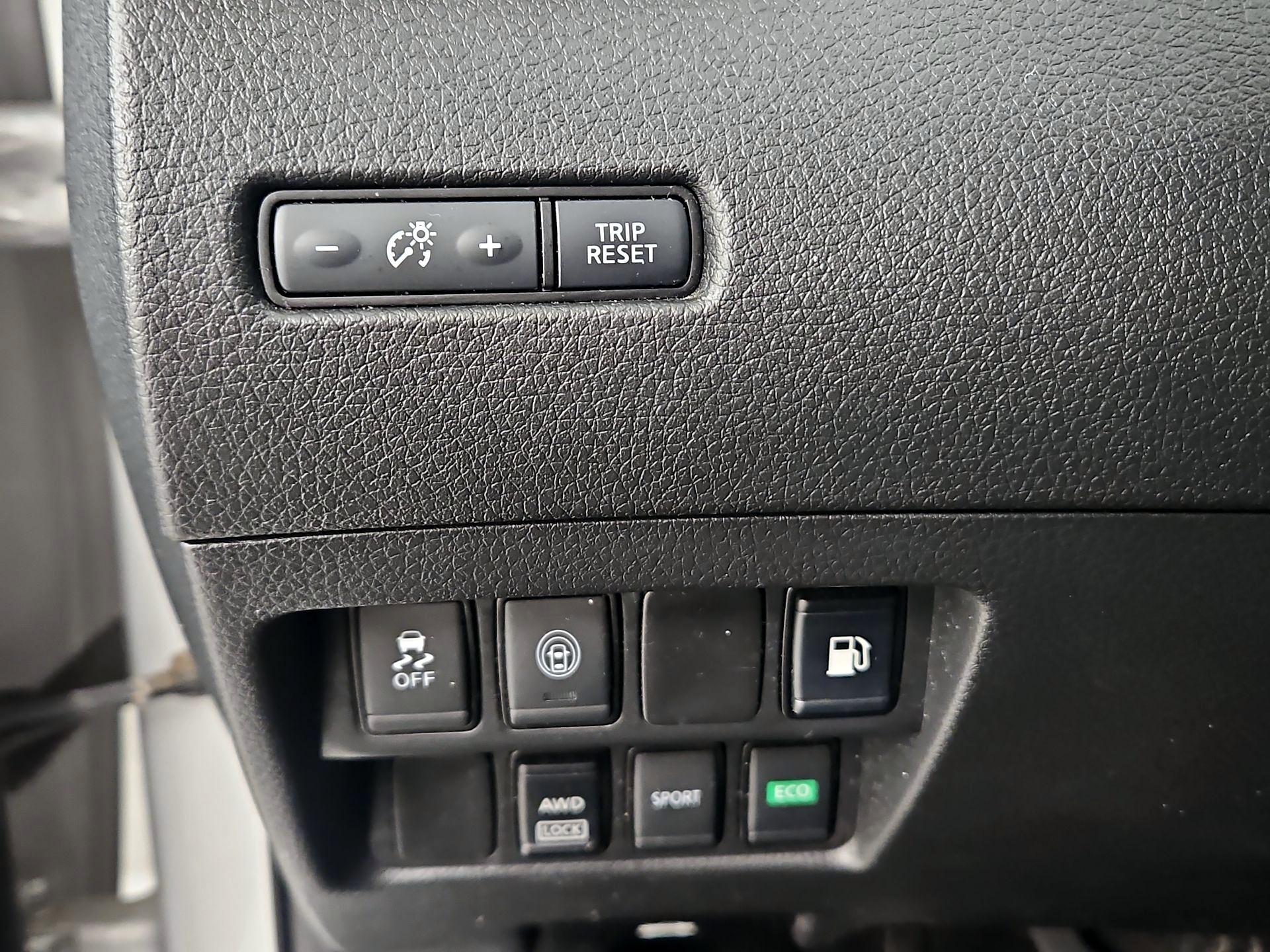 Thumbnail: 2019 Nissan Rogue - 13