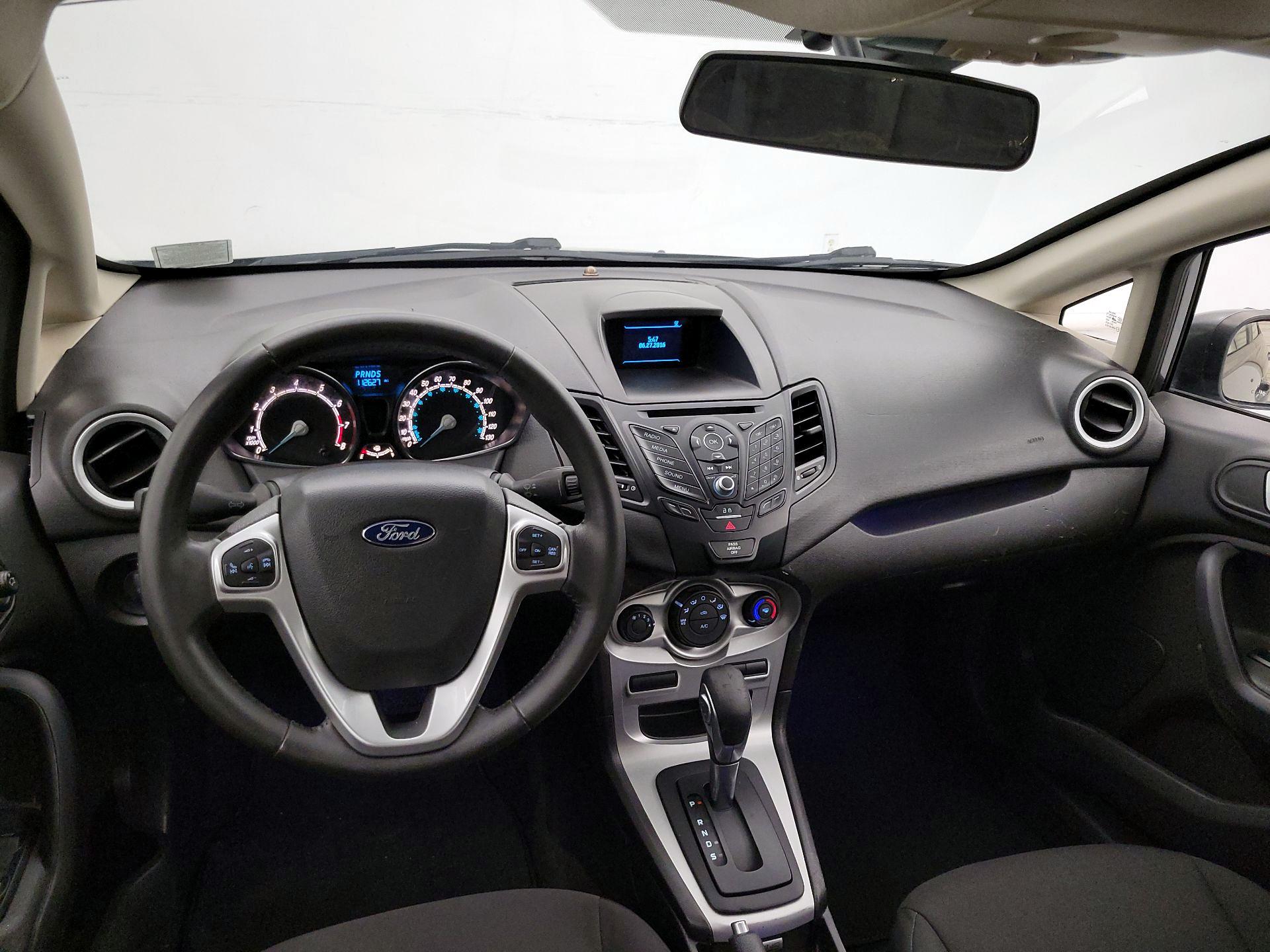 Thumbnail: 2016 Ford Fiesta - 9