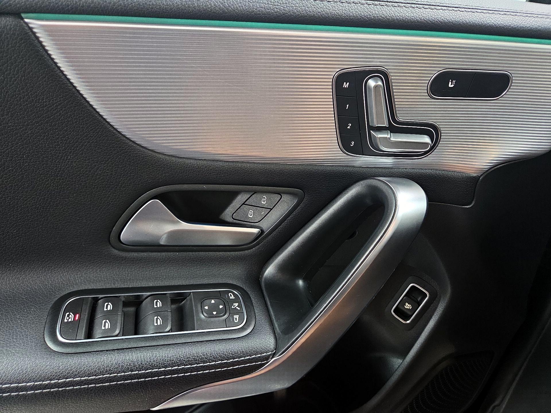 Thumbnail: 2020 Mercedes-Benz CLA - 10