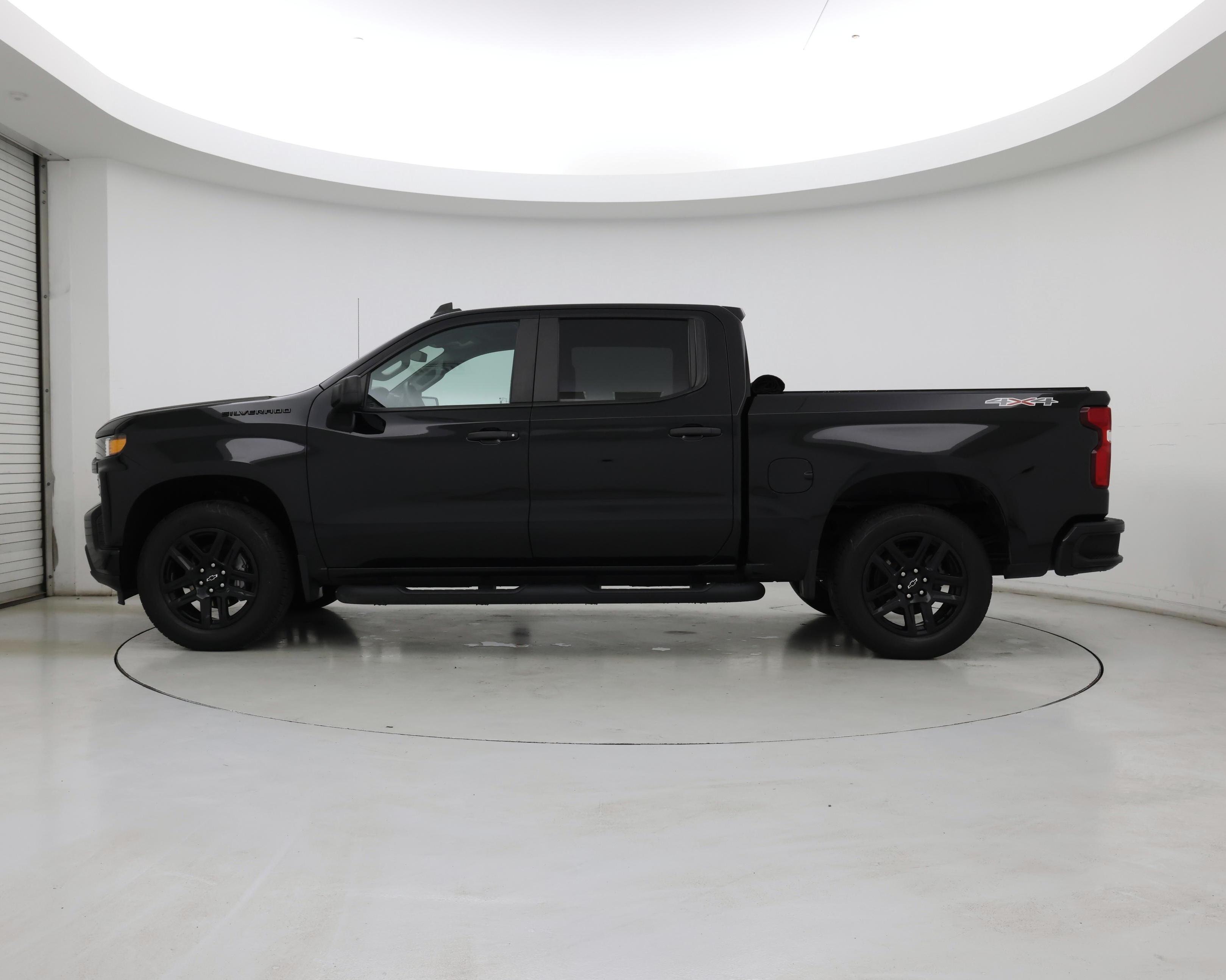 Thumbnail: 2021 Chevrolet Silverado 1500 - 3